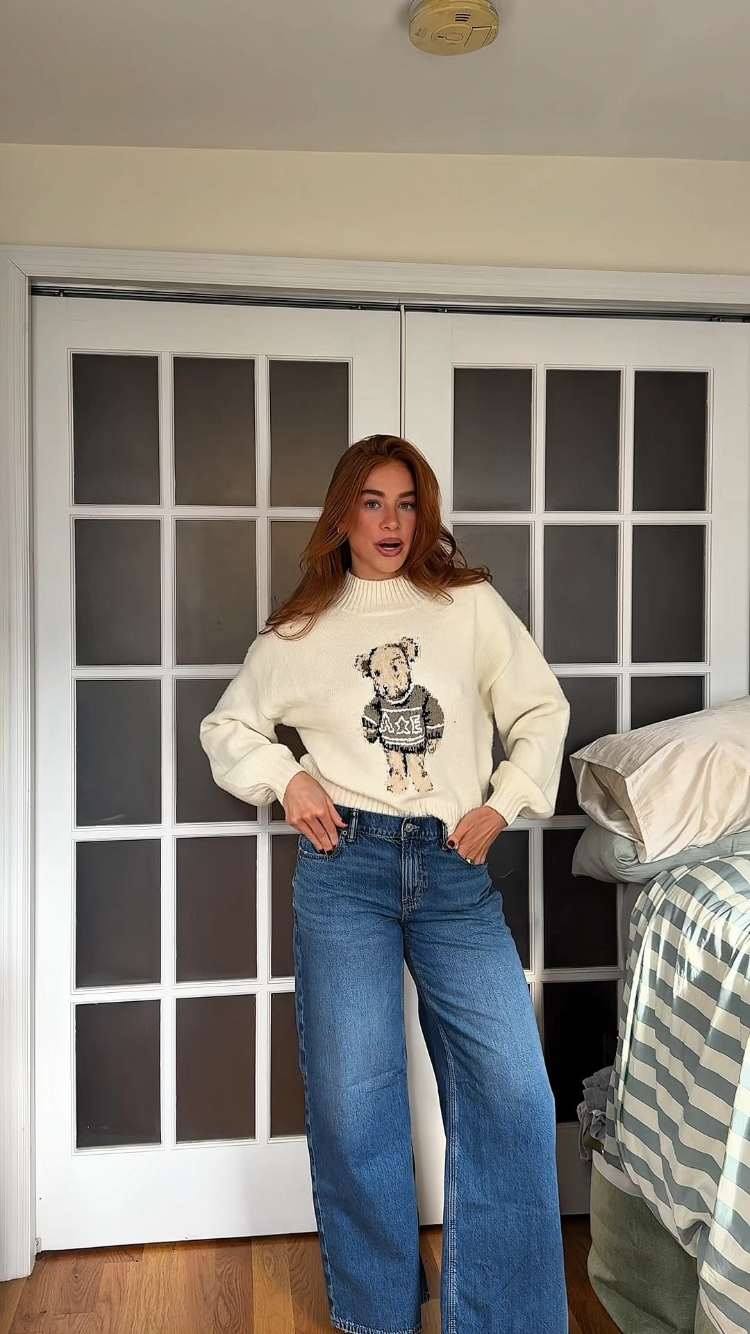 @americaneagle made picking this outfit so easy😭 they seriously have the cutest sweaters & comfiest jeans #AEPartner