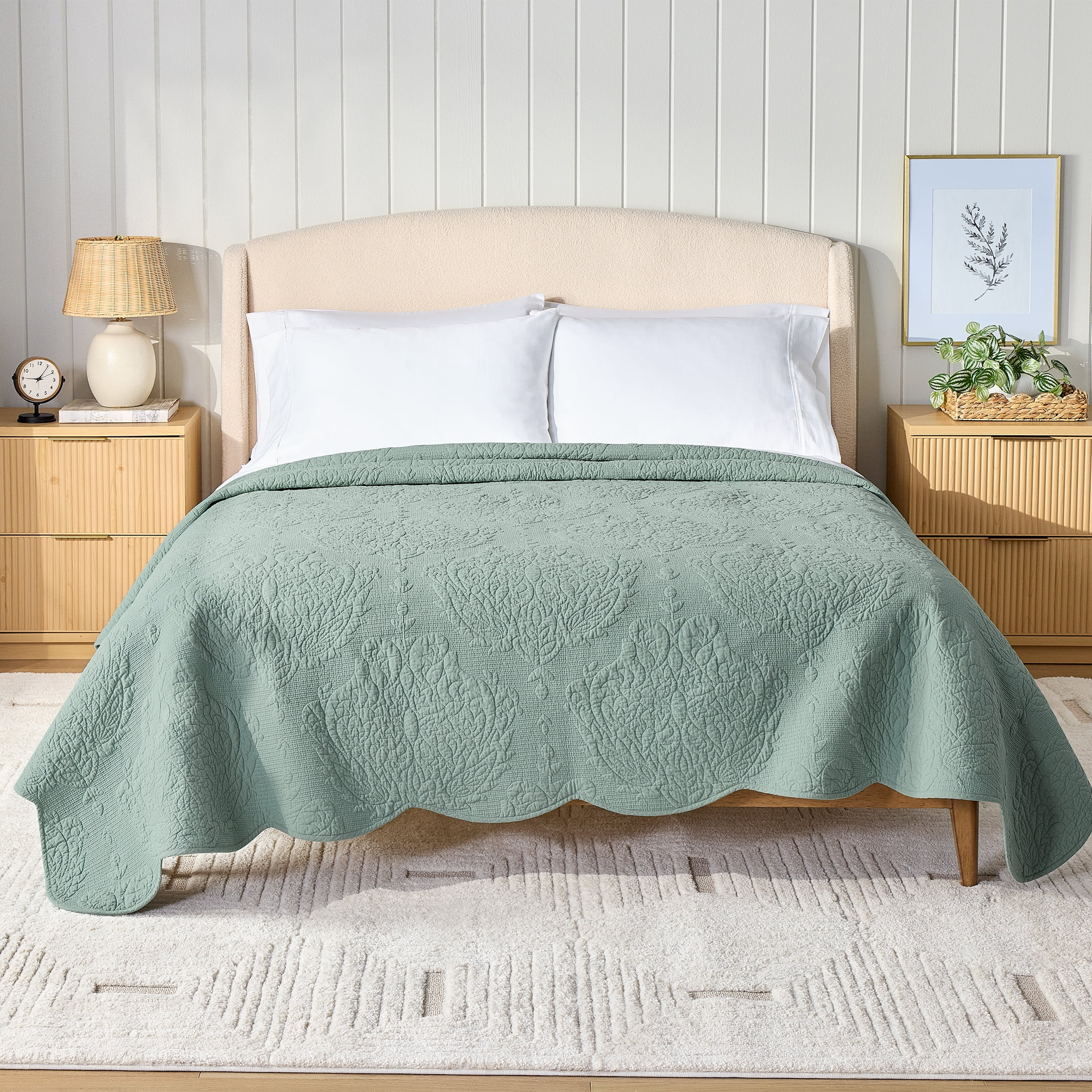 Better Homes & Gardens Paisley Medallion Cotton Quilt, Full/Queen, Green, Scalloped Bedding | Walmart (US)