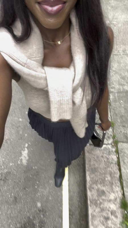 Fall outfit, outfit inspo, fall outfits, London outfits, outfit ideas, maxi skirt, sweater outfits, London outfits, everyday outfit 

#LTKfindsunder100 #LTKsalealert #LTKshoecrush