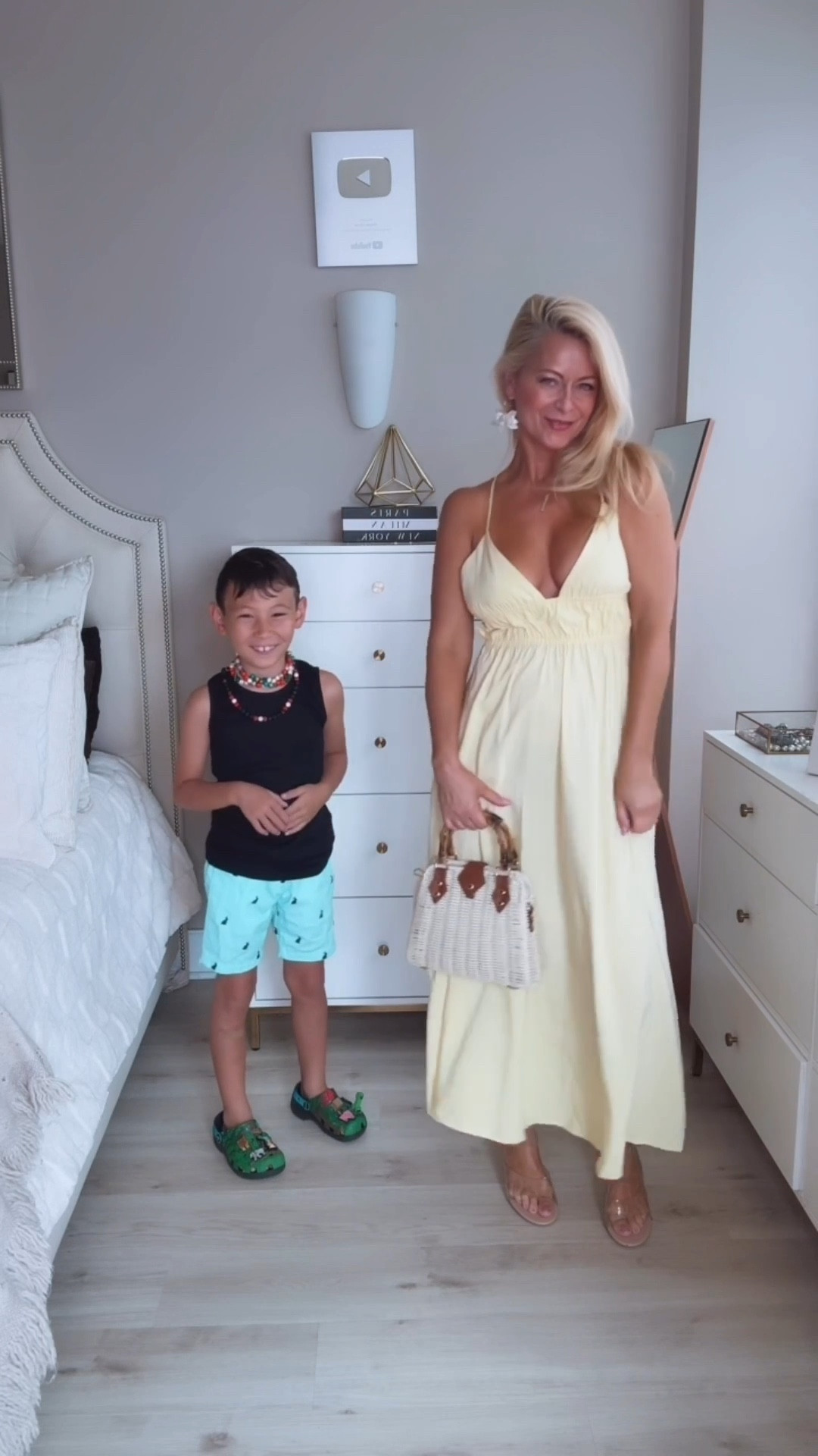 ❤️🤗The cutest summer and vacation fashion for boys and women!

Kaidyn is a natural at this outfit transition. How did he do?

Follow my LTK @renaeolivia on the @shop.LTK app to view this post and get my exclusive app-only content!

#LTKootd #LTKPetite