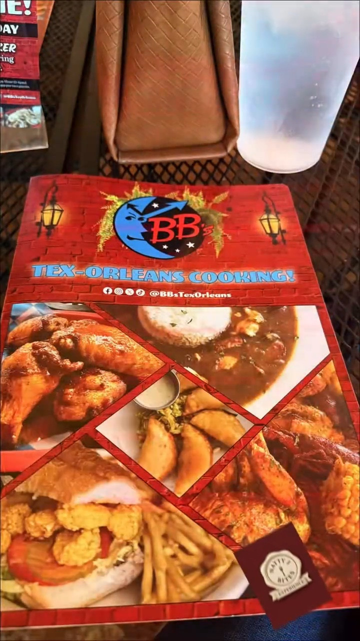 BB’s for dinner 🦞

There is something about crawfish and seafood boils that just feels like home — messy hands, good flavor, and zero stress about being perfect.

This was one of those nights where you just enjoy the moment and the food.

Highly recommend if you’re craving real Louisiana-style seafood.


#bbs #crawfishseason #seafoodboil #louisianafood #houstonfoodie #crawfish #seafoodlover #foodieexperience #foodrecommendations #southernfood #foodblogger #foodphotography #restaurantfinds #eatlocal #foodinspo #nataliejbites #dinnerideas #foodlovers #ltkfood #fooddiary



bbs seafood crawfish houston seafood boil louisiana seafood restaurant crawfish restaurant seafood dinner food blogger houston foodie seafood restaurant recommendations cajun seafood boil southern food restaurant review where to eat crawfish seafood lovers restaurant houston food spots


#LTKvlog #LTKdayinmylife #LTKfoodie