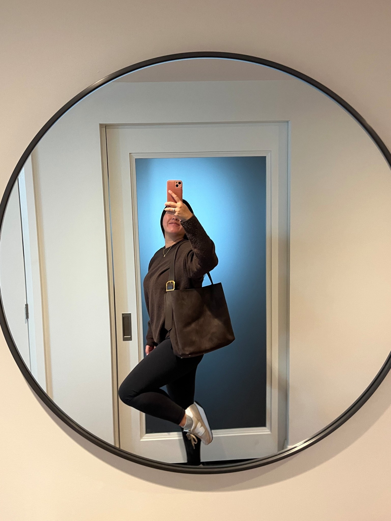 Bearing the cold weather in the city

#LTKStyleTip #LTKItBag #LTKFindsUnder50