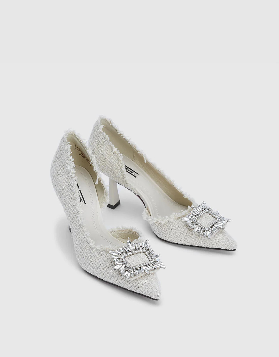 Buckled Tweed Pumps | Urban Revivo