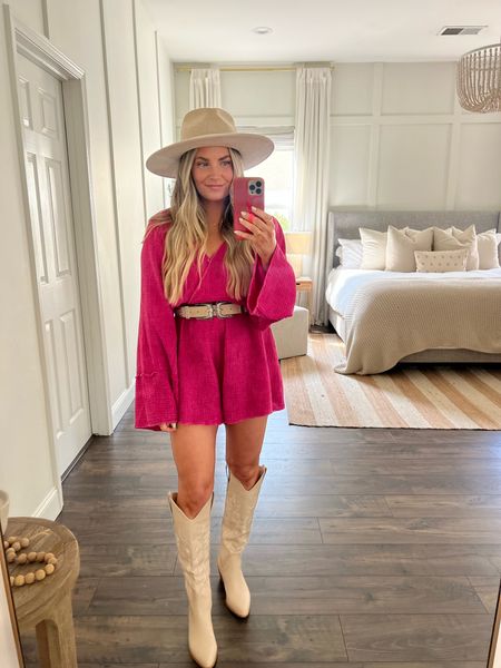 Country concert outfit! Love this romper from Pink Lily! Code BrittH20 gets 20% off!

Wearing size small in the romper. Runs a bit oversized, I’d suggest sticking to your usual size.


#LTKSeasonal