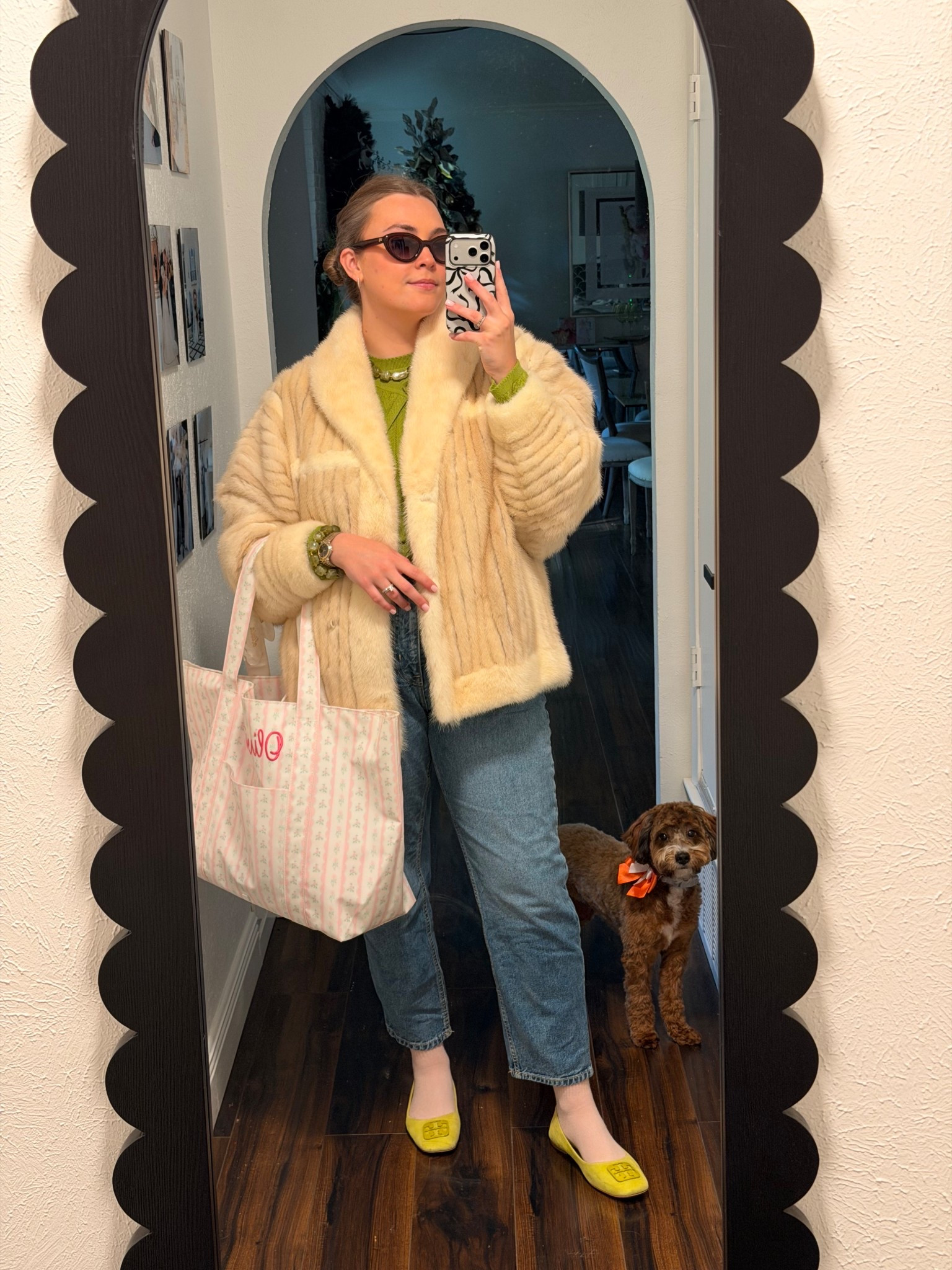 On our way to stitch all your Christmas gifts 🪡 
Yes - those are socks - it’s coldddd in the morning 🤭


#LTKmorningroutine #LTKWorkwear #LTKdayinmylife