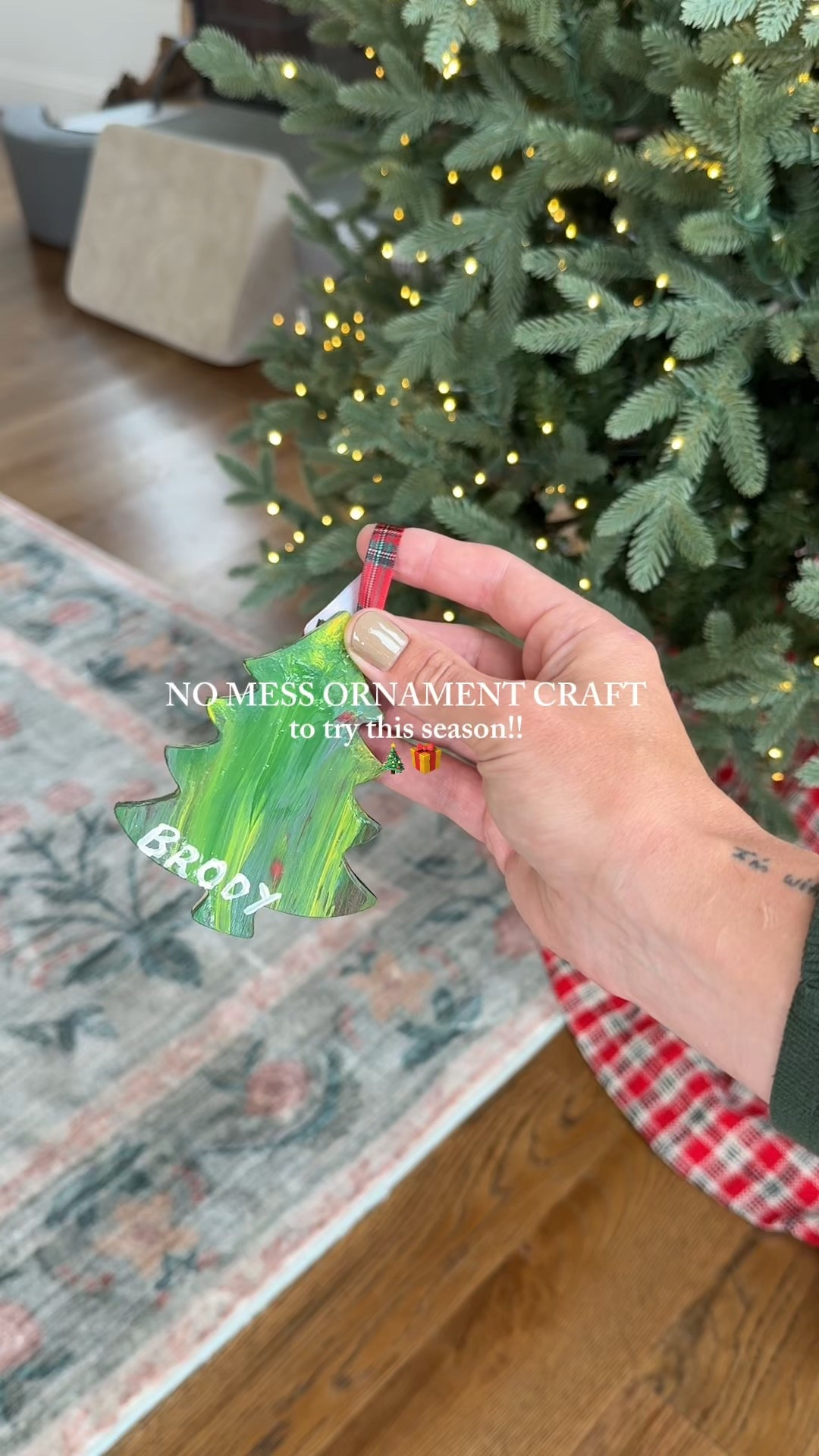 the cutest no mess craft that is also an ornament for your tree this year! 🎄

#LTKHoliday #LTKGiftGuide #LTKSeasonal