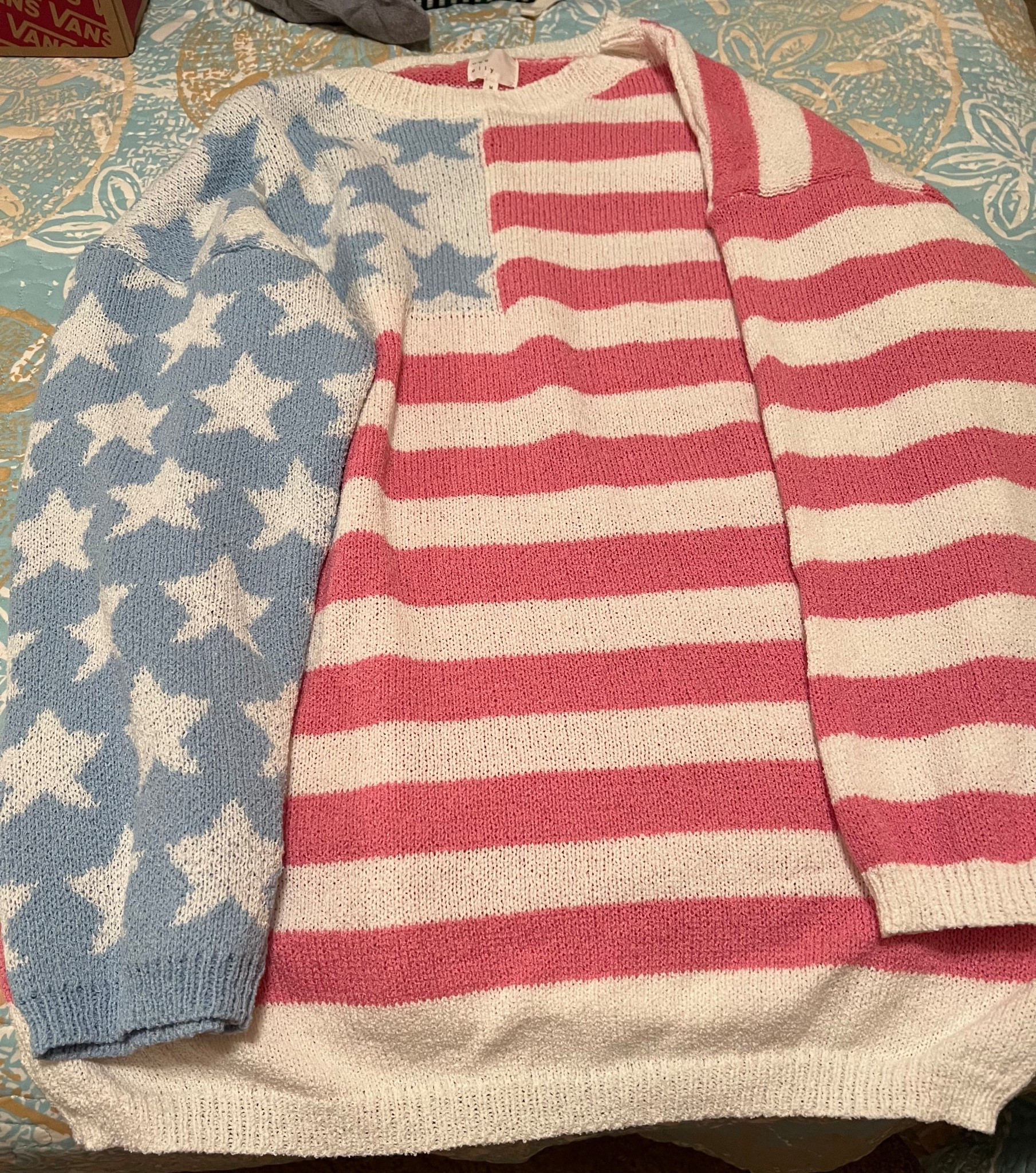 American Flag Sweater (medium). #summeroutfit #summerstyle #sweater #sweaters #americanflag #americanflagsweater 

#LTKFindsUnder100 #LTKStyleTip #LTKSummerEdit