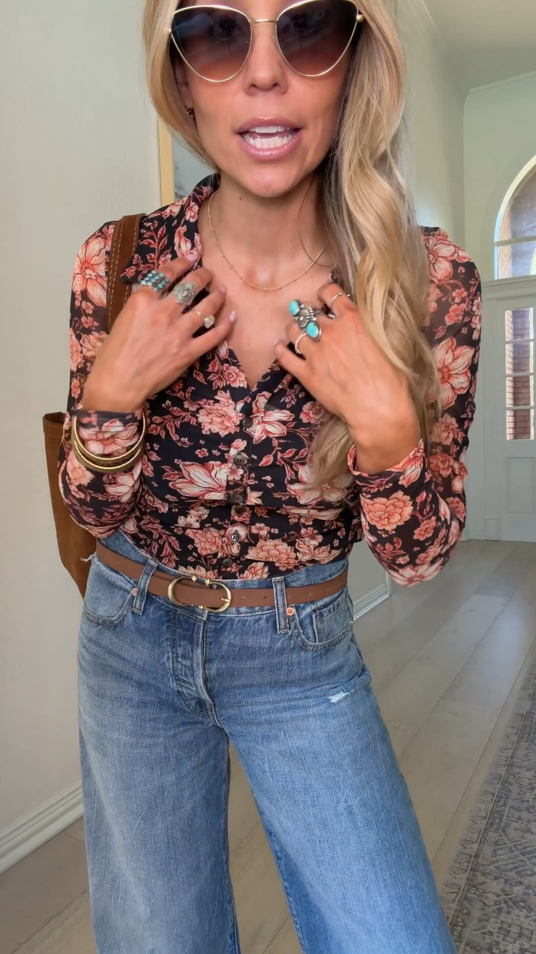 The perfect floral boho top for fall! It’s giving Anthro but it’s from Amazon! 🤭✨