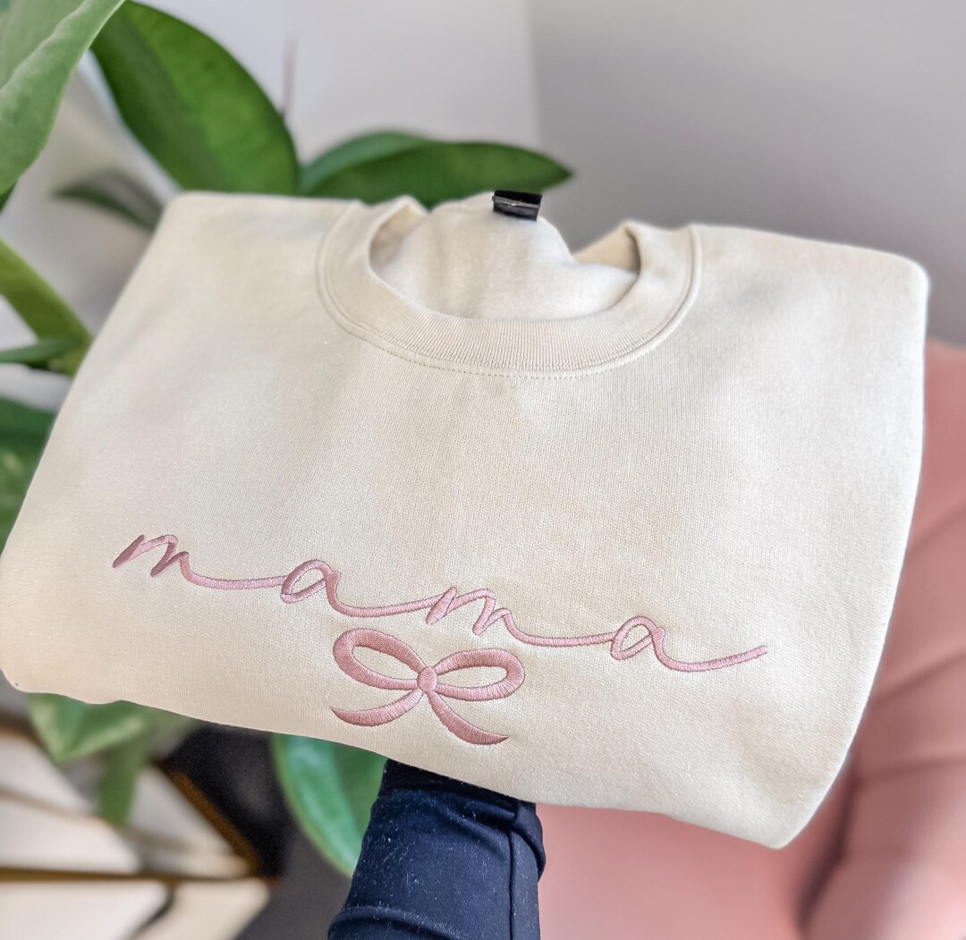 Mom Sweatshirt, Mama Sweatshirt, Bow Sweatshirt, Personalized Sweatshirt, Crewneck Sweatshirt, Tr... | Etsy (US)