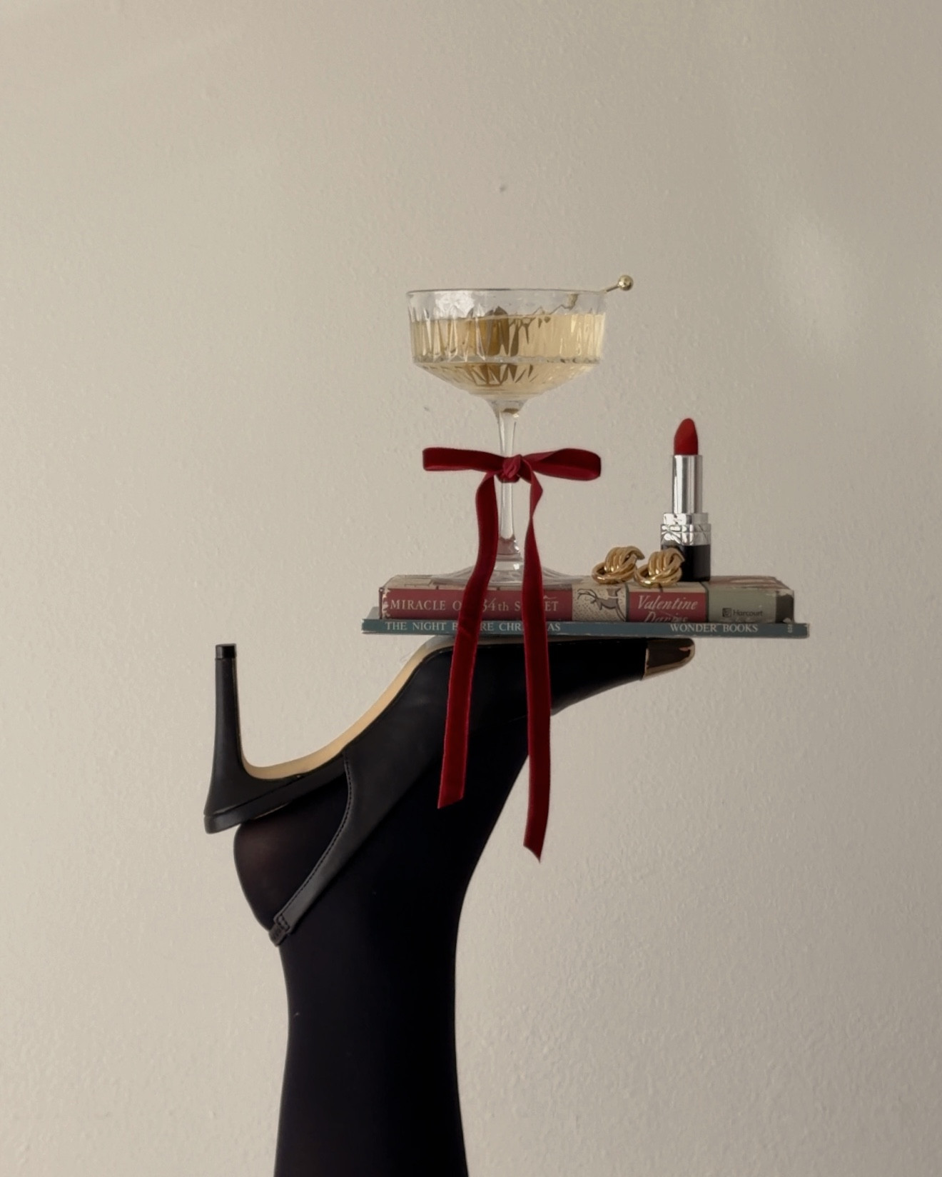 A Pop of Rouge for the Holidays ❤️ Small details that instantly make the season feel festive and elevated ✨

A touch of red, classic neutrals, and easy styling moments that work beautifully for holiday occasions and just as well all year round 💋

PS: Merci beaucoup to my husband for indulging my creative visions 😅🤍

✨ Discover the latest article about this edit and French-inspired style at maevawithamour.com

👉 Save & Follow to discover French-inspired style and wardrobe tips, designed to elevate your everyday fashion!

With Amour, M.

#holidayoutfitinspo #frenchstyle #parisianstyle 

#LTKHoliday #LTKootd #LTKGiftGuide