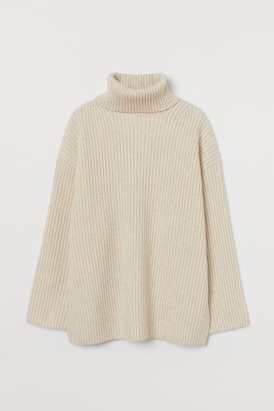 Gerippter Rollkragenpullover | H&M (DE, AT, CH, NL, FI)