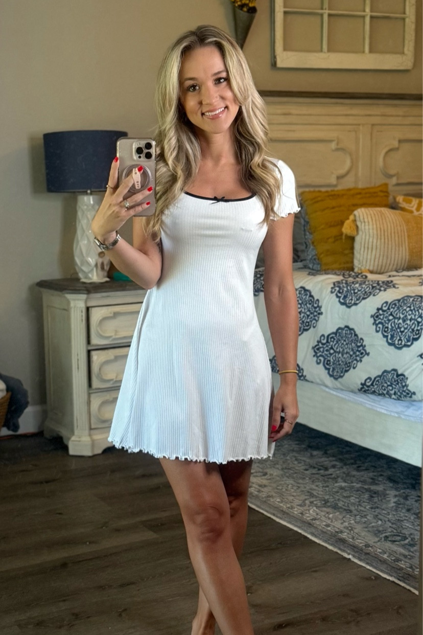 The cutest summer sundress! Love the small ruffle on the hem. 

#LTKStyleTip #LTKPetite