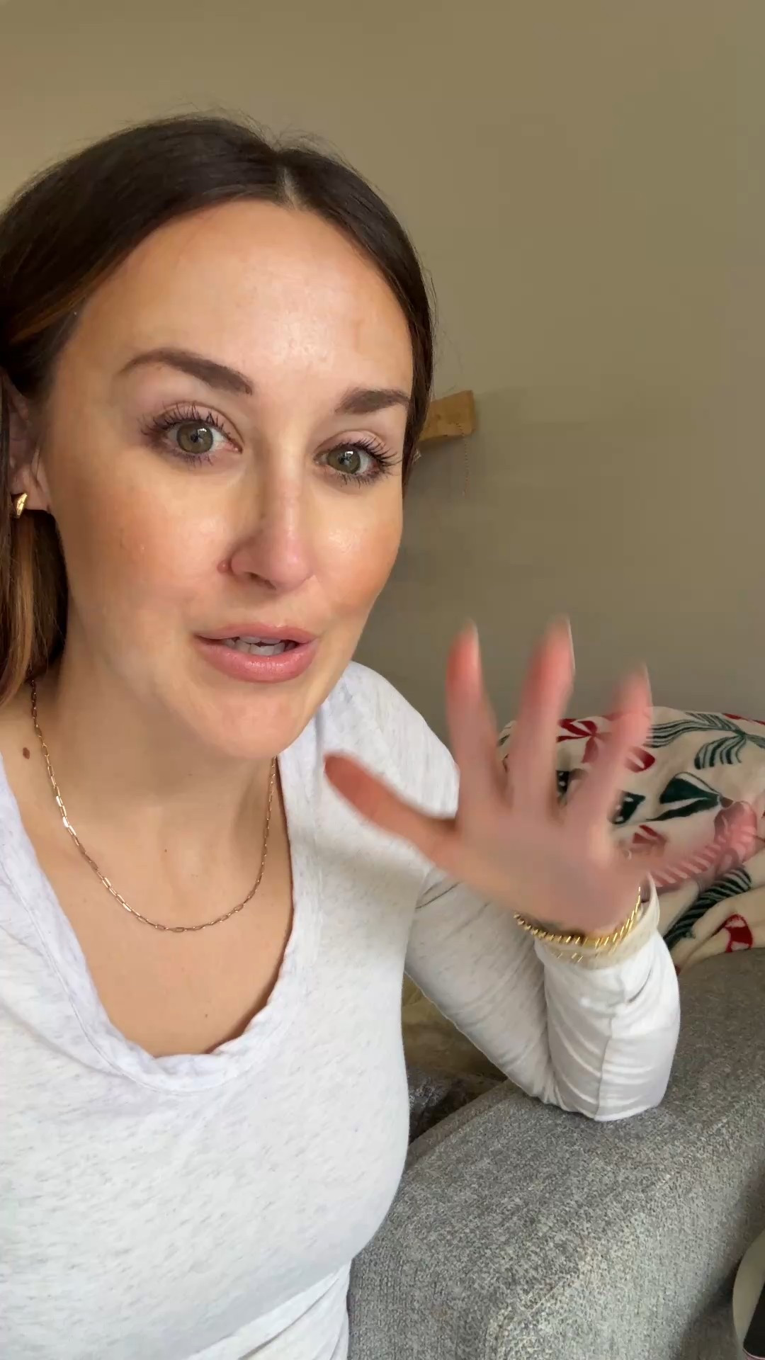 Santa’s magical phone is doing all my dirty work for me! #mrchristmas 

#LTKHoliday