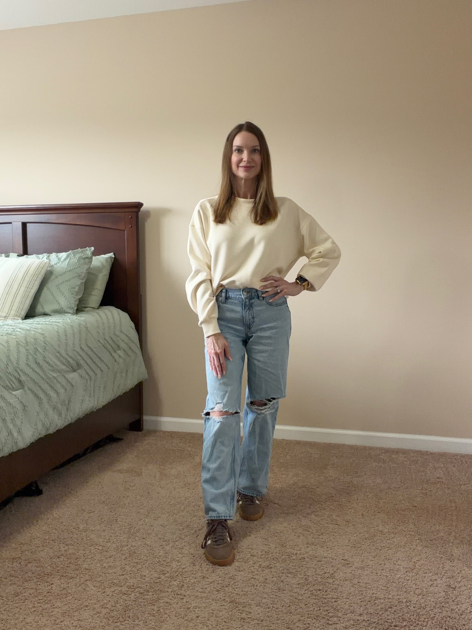 Casual outfit of the day that transitions so well into spring.
Light denim, a soft neutral top, and easy everyday pieces you can wear anywhere.
Linking everything for this simple, comfy look.

#LTKOver40 #LTKootd #LTKPetite