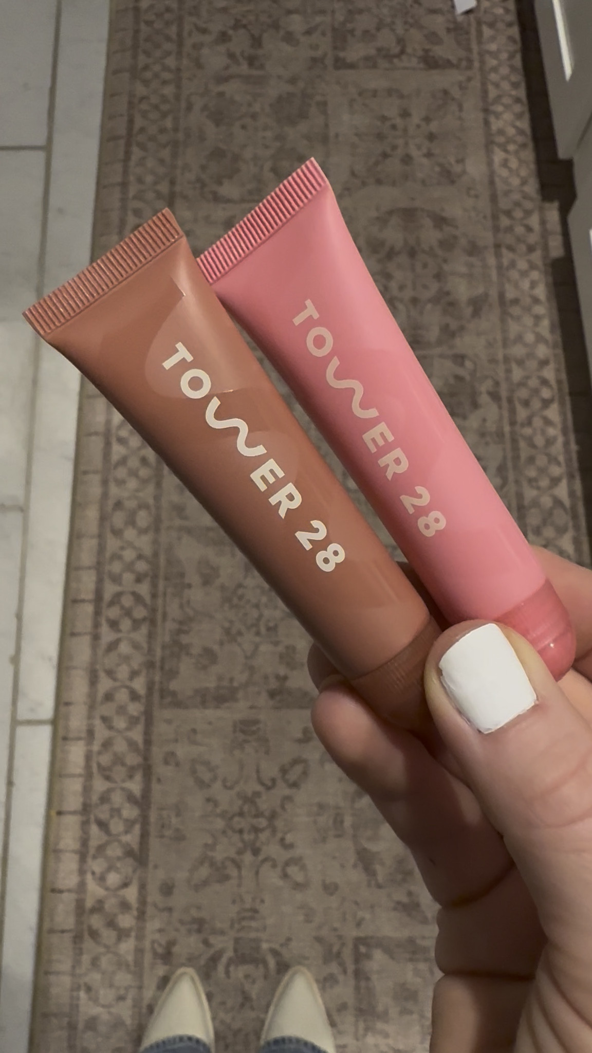 Love these lip glosses they are so great. Make a great stocking stuffer too!! 

Lippy, gloss, beauty must have, beauty gift, Christmas beauty gift, nude gloss, shine, bright, love, gift idea


#LTKgrwm #LTKCyberWeek #LTKGiftGuide