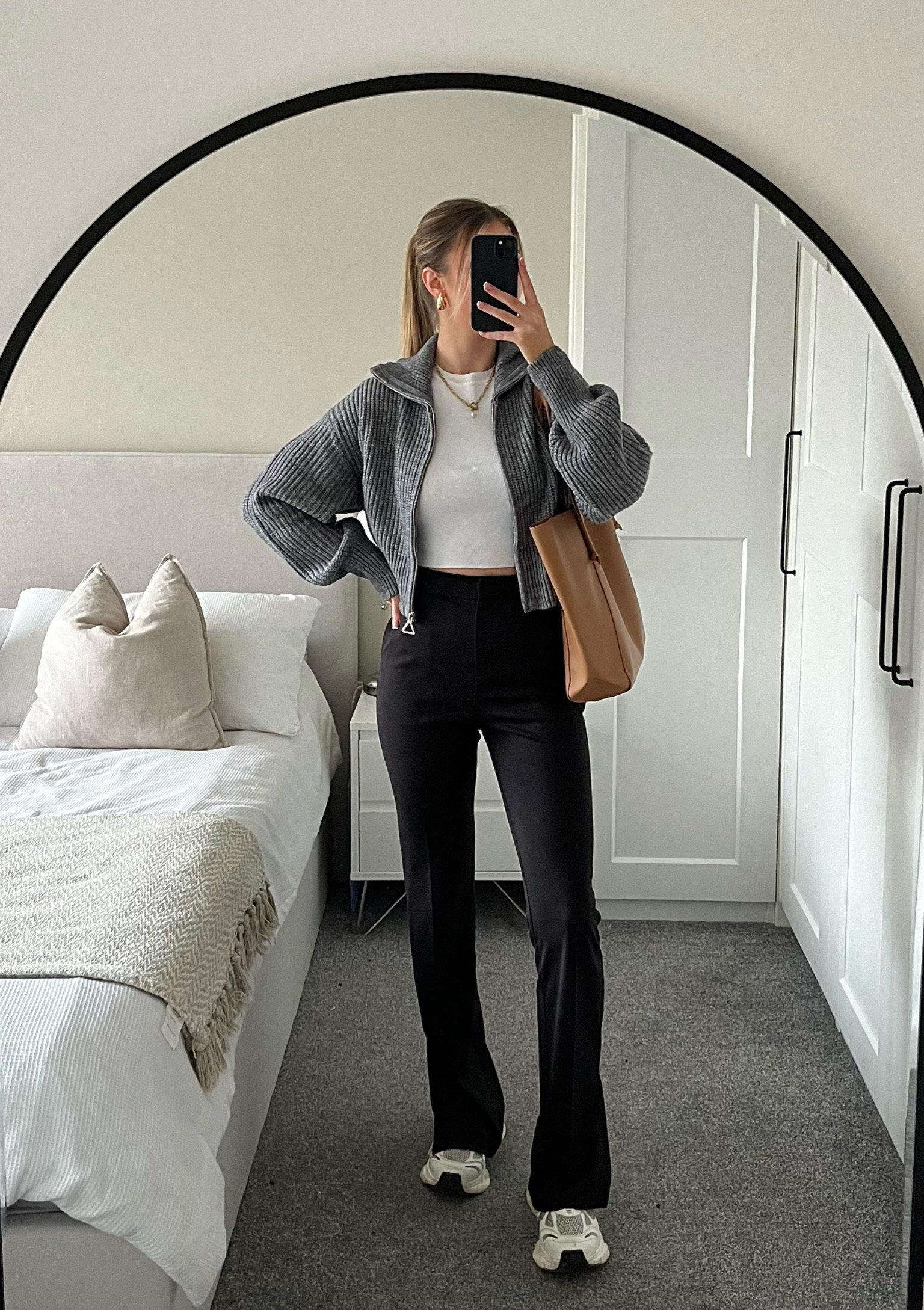 Cute but casual office outfit 💼

Cardigan is cider but linked similar 

#LTKstyletip #LTKeurope #LTKSeasonal