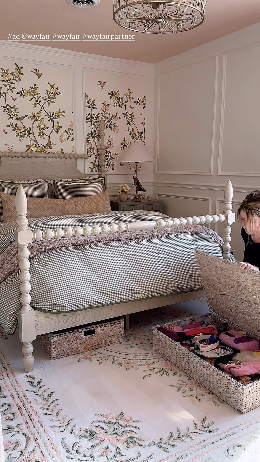 One of my sneaky / pretty ways I store toys in plain site all around our house using lidded under bed baskets from @wayfair #ad #wayfair #wayfairpartner


#LTKKids #LTKSaleAlert #LTKHome