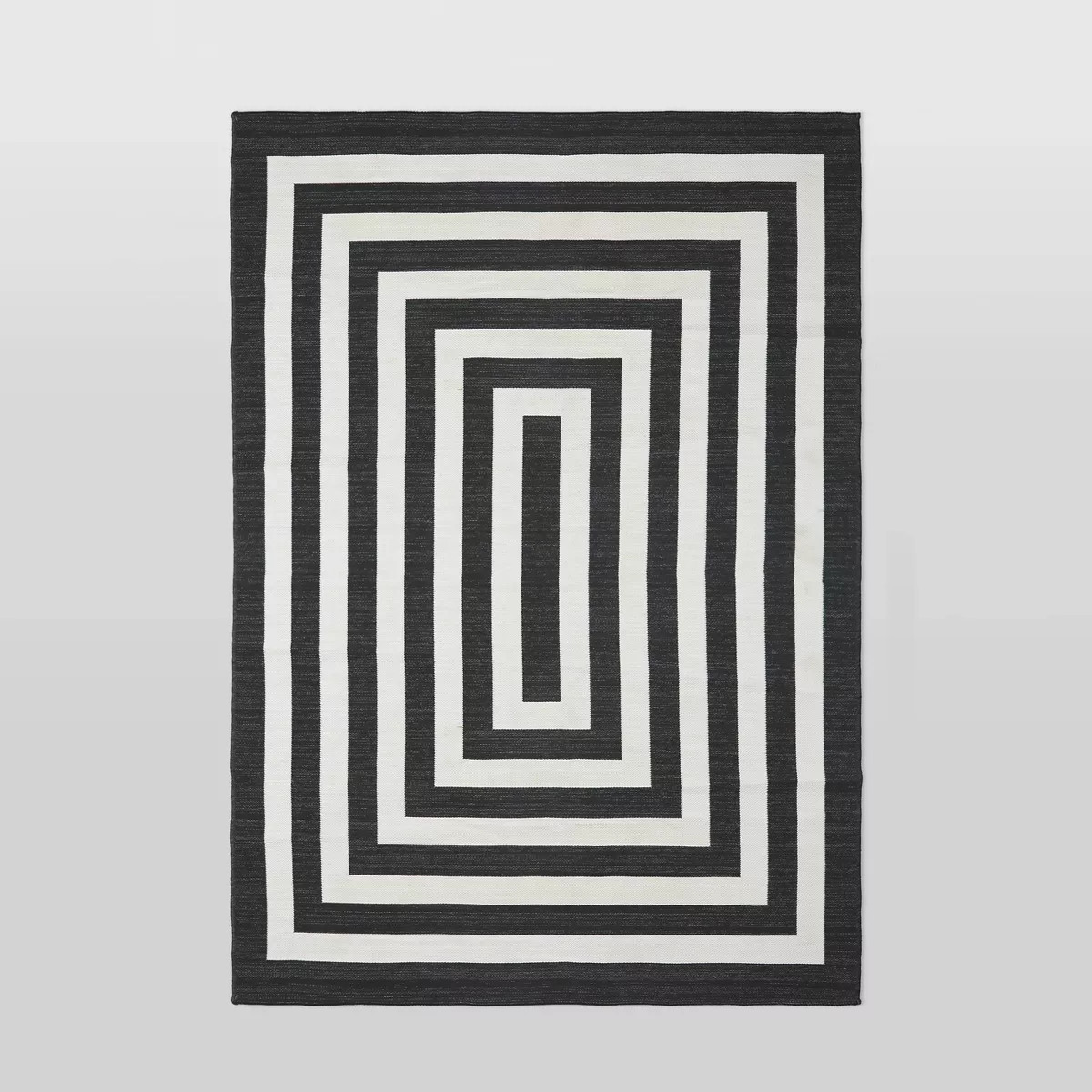 6'x9' Mitre Stripe Outdoor Rug Black - Threshold™ | Target