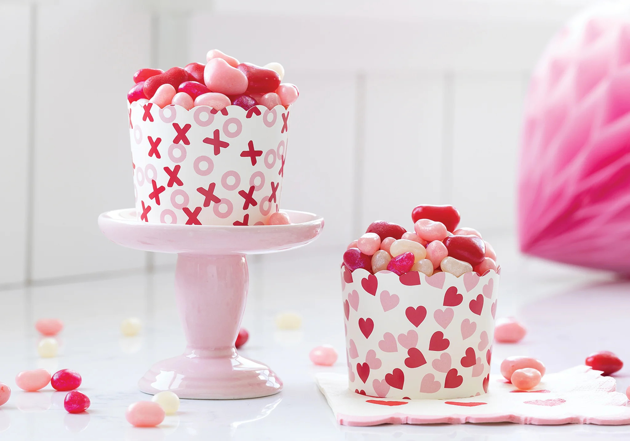 Scattered XOXO Hearts 5 oz Baking Cups (50 ct) | My Mind's Eye