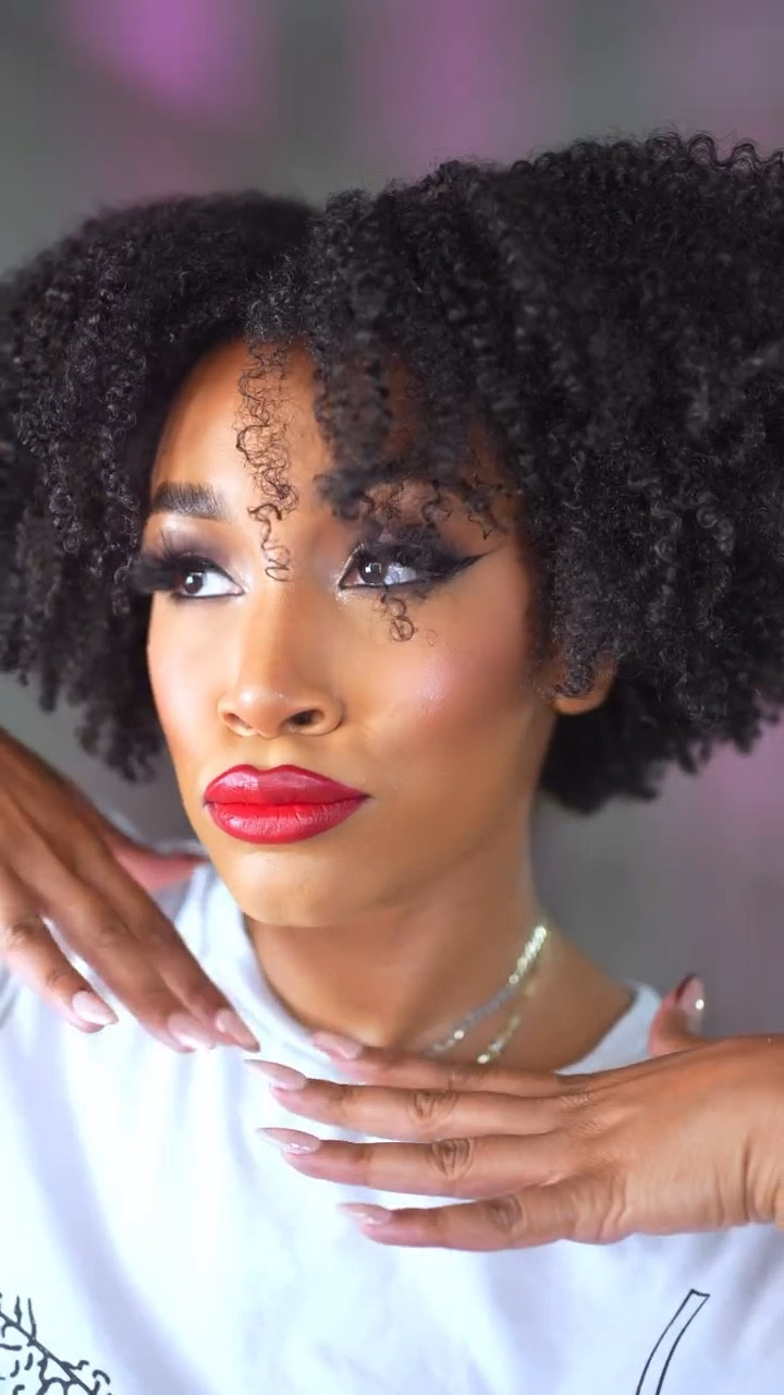 Date Night Makeup Look ♥️
I absolutely love this Smokey eye look with the bold wing! And you could never go wrong with a bright red lipstick! nars nailed it with these Explicit lipsticks 
Did you spot any of your favorite products? 💄



#LTKBeauty