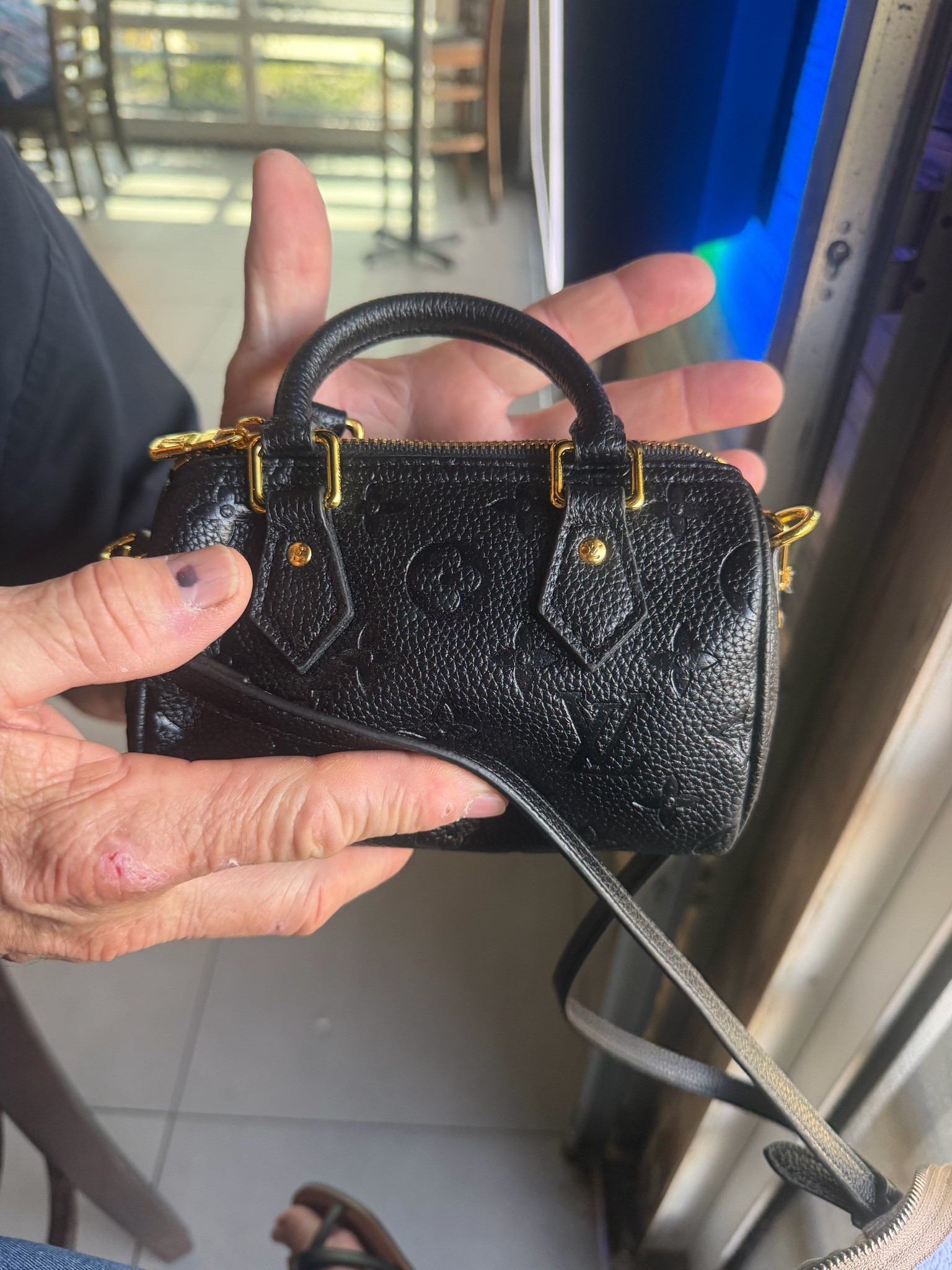 Love small and micro bags since I don’t carry much as an empty nester divorcee. This one is so soft and has plenty of room for small wallet, keys, and more #purse #smallpurse #crossbodybag

#LTKootd #LTKOver40 #LTKgrwm