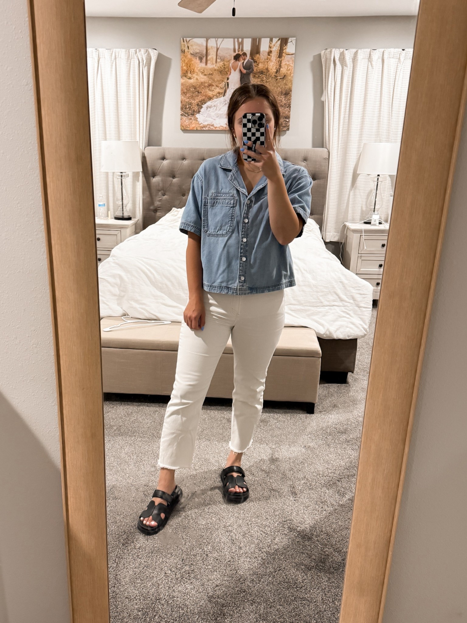 Loving white pants lately and with a denim top it’s so cute and easy!

#LTKFindsUnder50 #LTKStyleTip