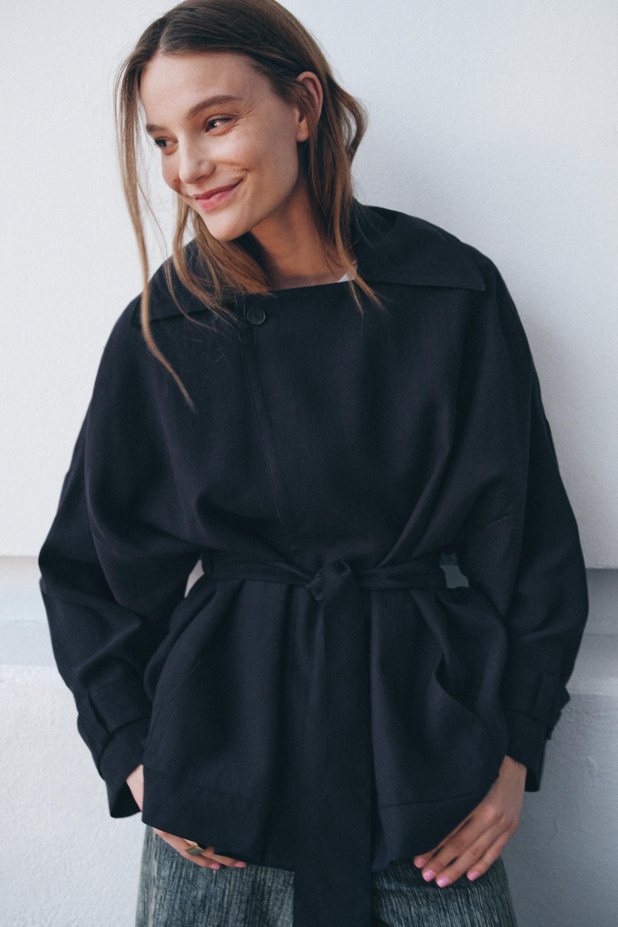 FLOWY SHORT TRENCH COAT ZW COLLECTION | Zara US