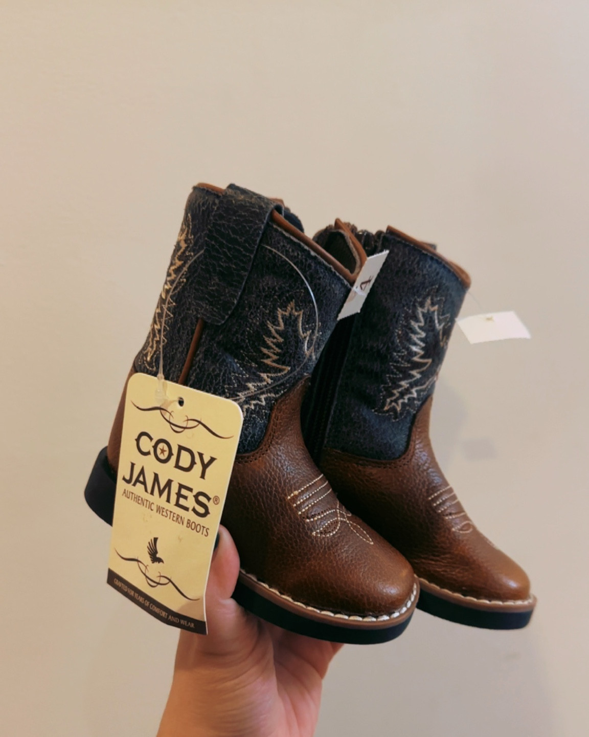 my little man’s first pair of boots, I DIE at how CUTE they are 😭

#LTKKids #LTKFindsUnder50
