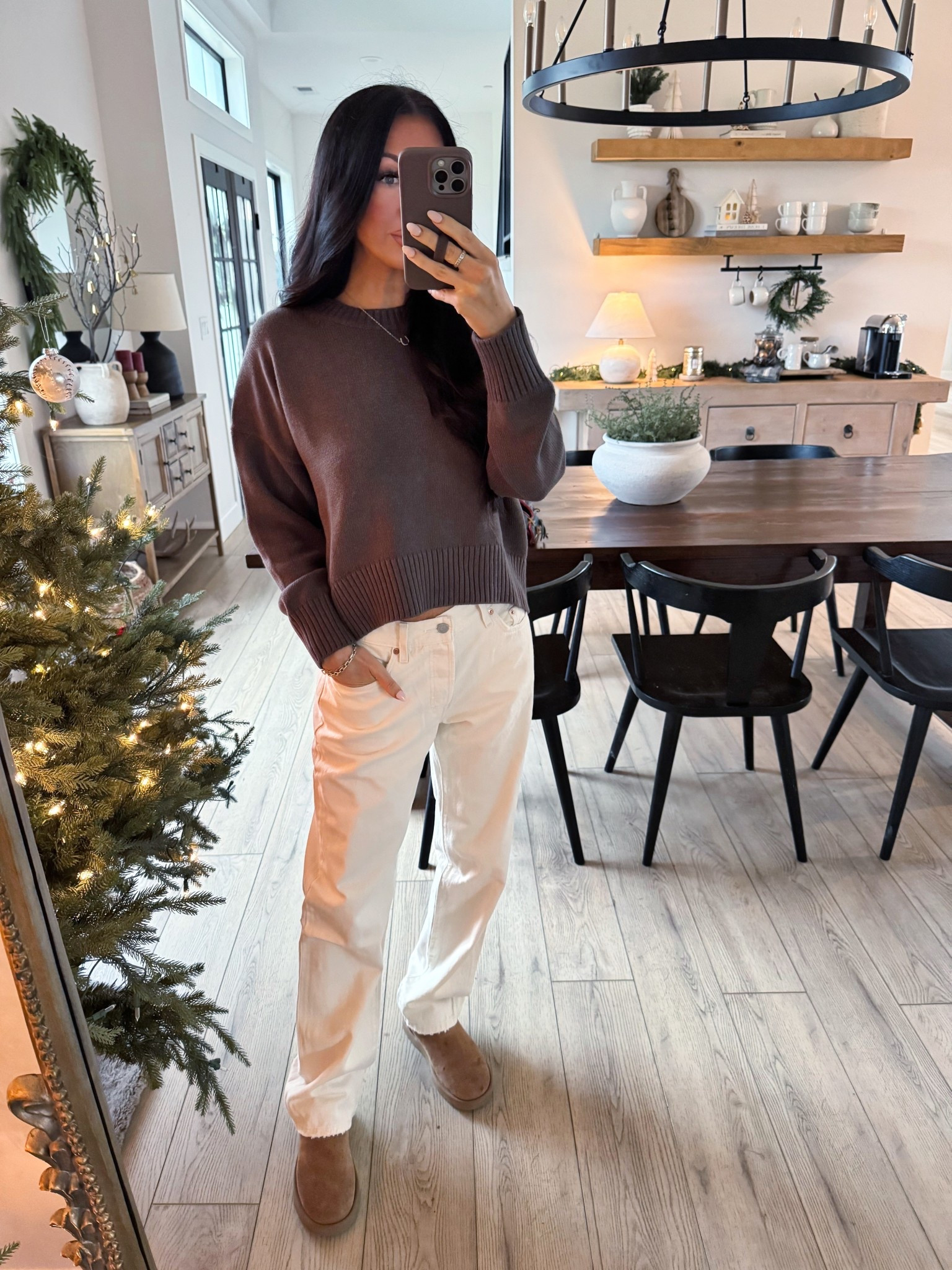 Small sweater 26 jeans 