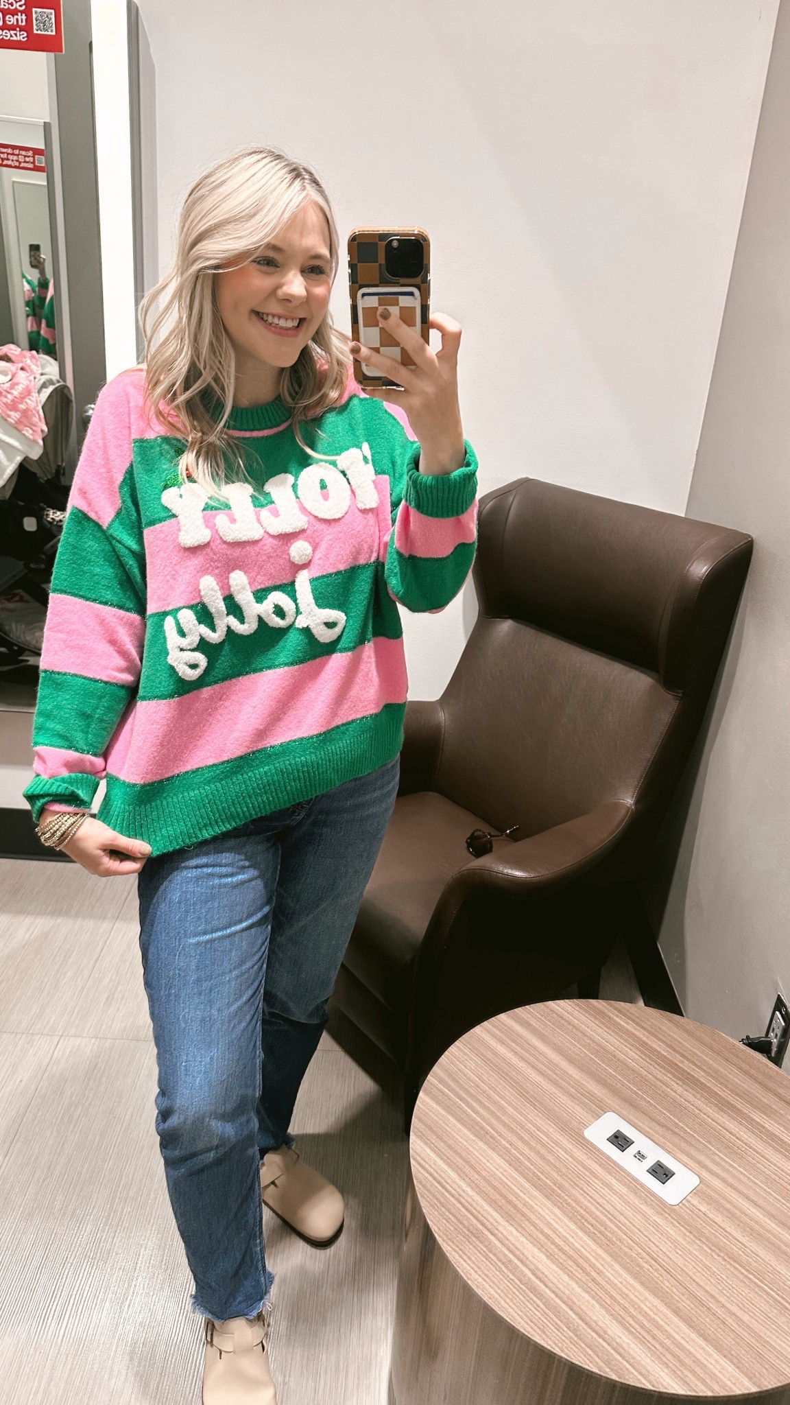 Pink & green combos are my FAV! 🩷 💚 

#LTKHoliday #LTKmomlife #LTKootd