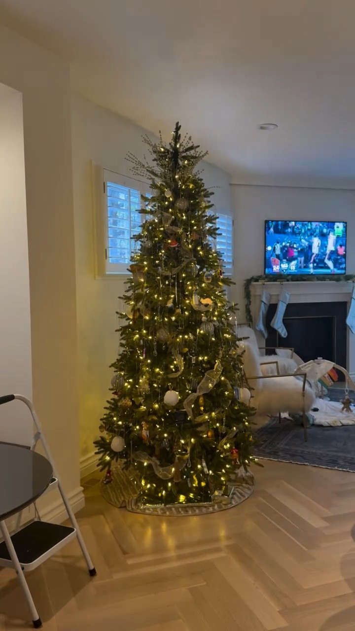 Kicking off the holiday season the best way we know how. Lots of laughs, a little chaos, and one very loved Christmas tree. Officially calling this our day-after-Thanksgiving tradition going forward. Jury’s still out on the tinsel and I feel like the tree might need one more thing… but overall, pretty happy with how she turned out 🎄✨
		
P.S. Please excuse the very real Timelapse angles and all our booty shots. I’m clearly an amateur editor (and need to find more adjectives to use other than “fun” lol). Open to tips, tricks, or recommendations for anyone who can help me level this up!

#LTKHoliday #LTKdayinmylife #LTKHome