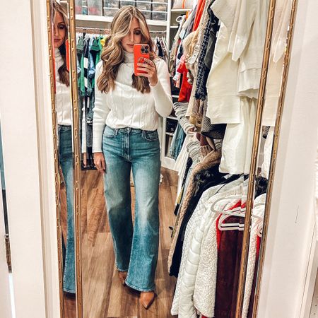 Straight wide leg denim: size 28
They are TTS, but they do stretch a bit while wearing, so may want to consider one size smaller. 

White turtleneck: size medium 
TTS & perfect thickness. Somewhat fitted, but not too tight. Comes in multiple colors. 

Follow for more 🛍️

#LTKfindsunder50 #LTKSeasonal #LTKstyletip