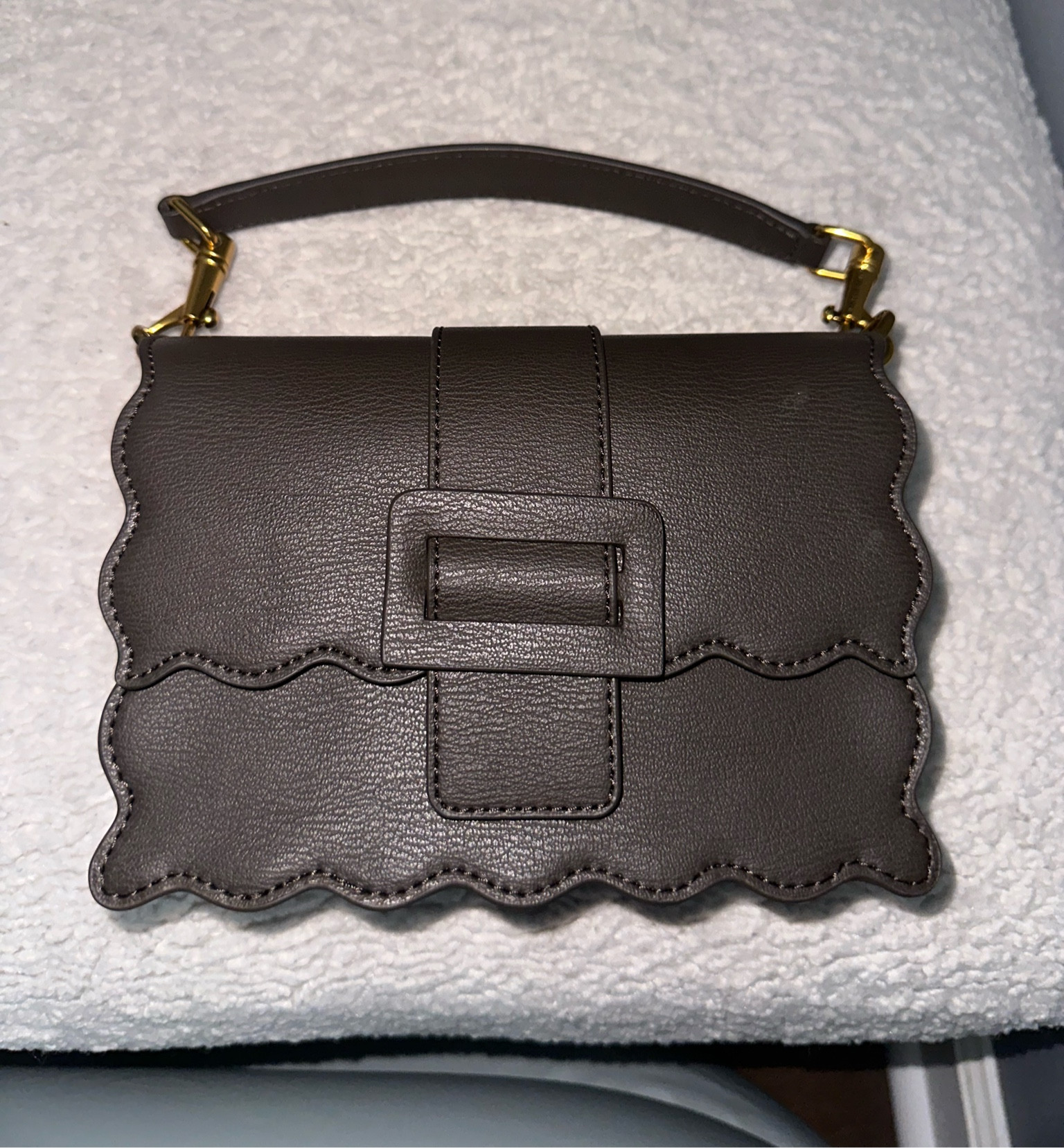 Scalloped purse
Wavy scalloped purse
Wavy purse
Brown purse
Fall purse
Dark moss purse 
Waverly scallop purse

#LTKstyletip #LTKfindsunder100