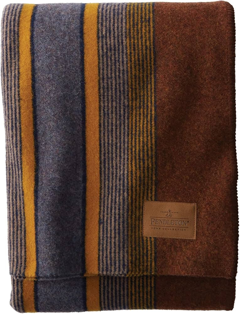 PENDLETON Yakima Camp Blanket (High Ridge, Throw) | Amazon (US)