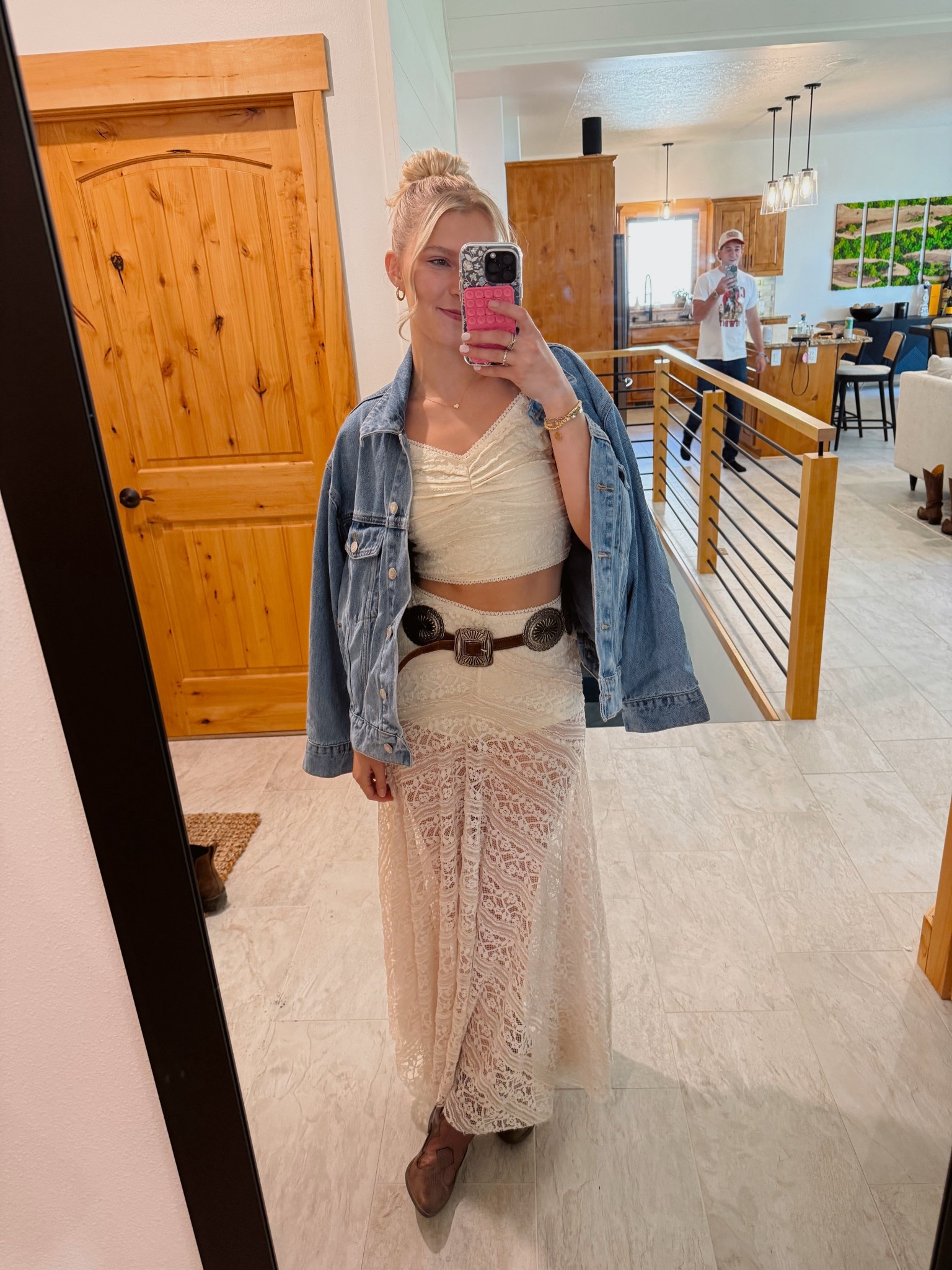 Country concert fit! Favorite Jean jacket rn!
