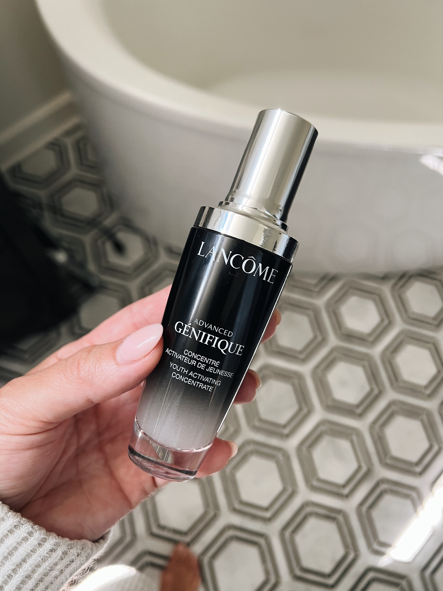 You can get $100 off this serum in the #NSale right now!



#LTKbeauty #LTKsalealert #LTKxNSale