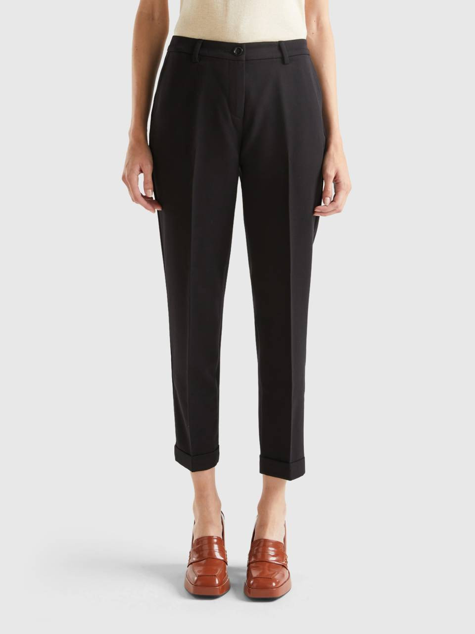 Pantalon stretch à revers - Noir | Benetton | Benetton (EU)