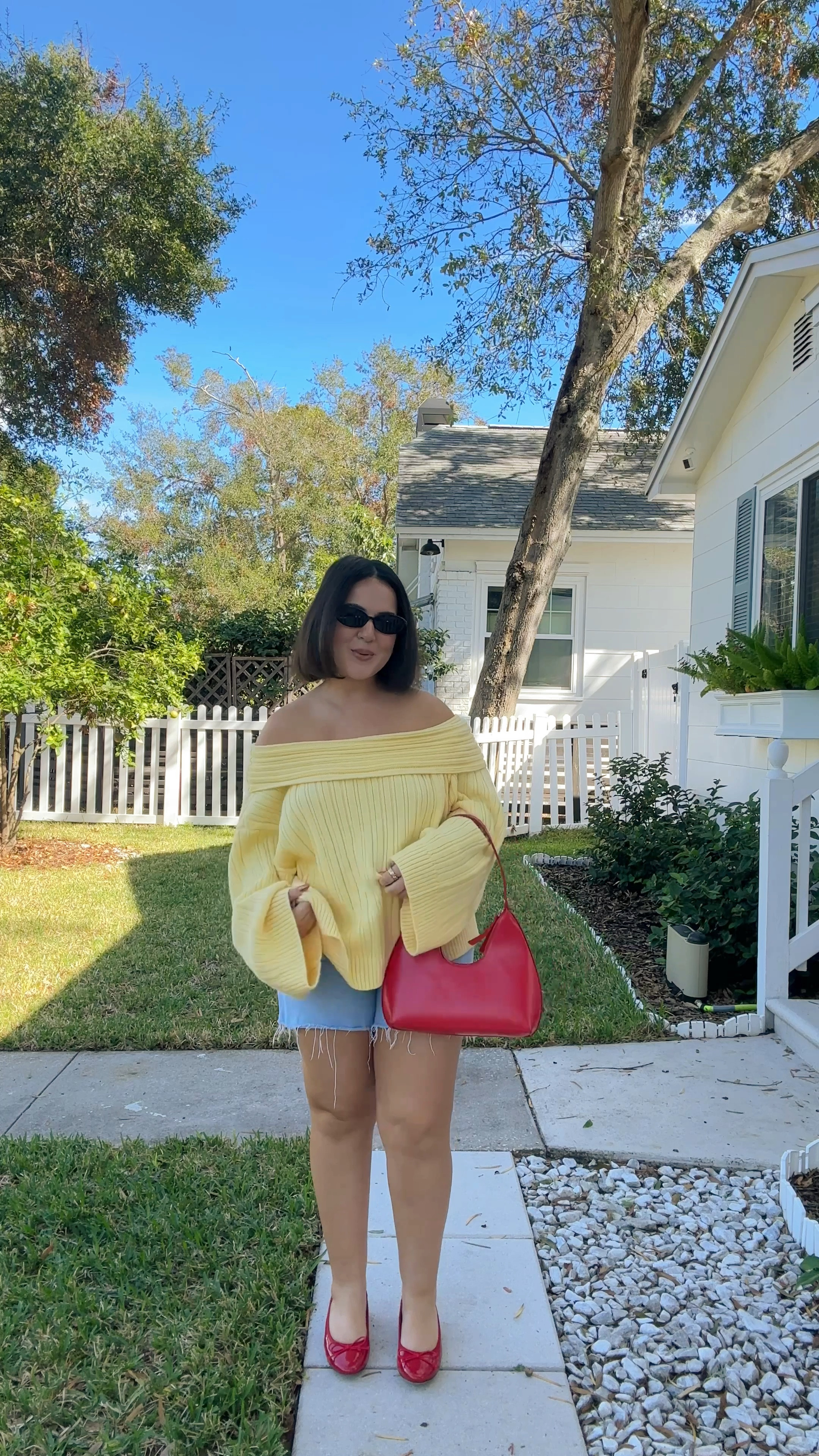 Florida fall ootd 🧸💛🍯💌 wearing a S-M in the top! // off the shoulder tops, fall sweater, off the shoulder sweater, yellow top, casual fall outfit 

#LTKVideo #LTKFindsUnder100 #LTKMidsize
