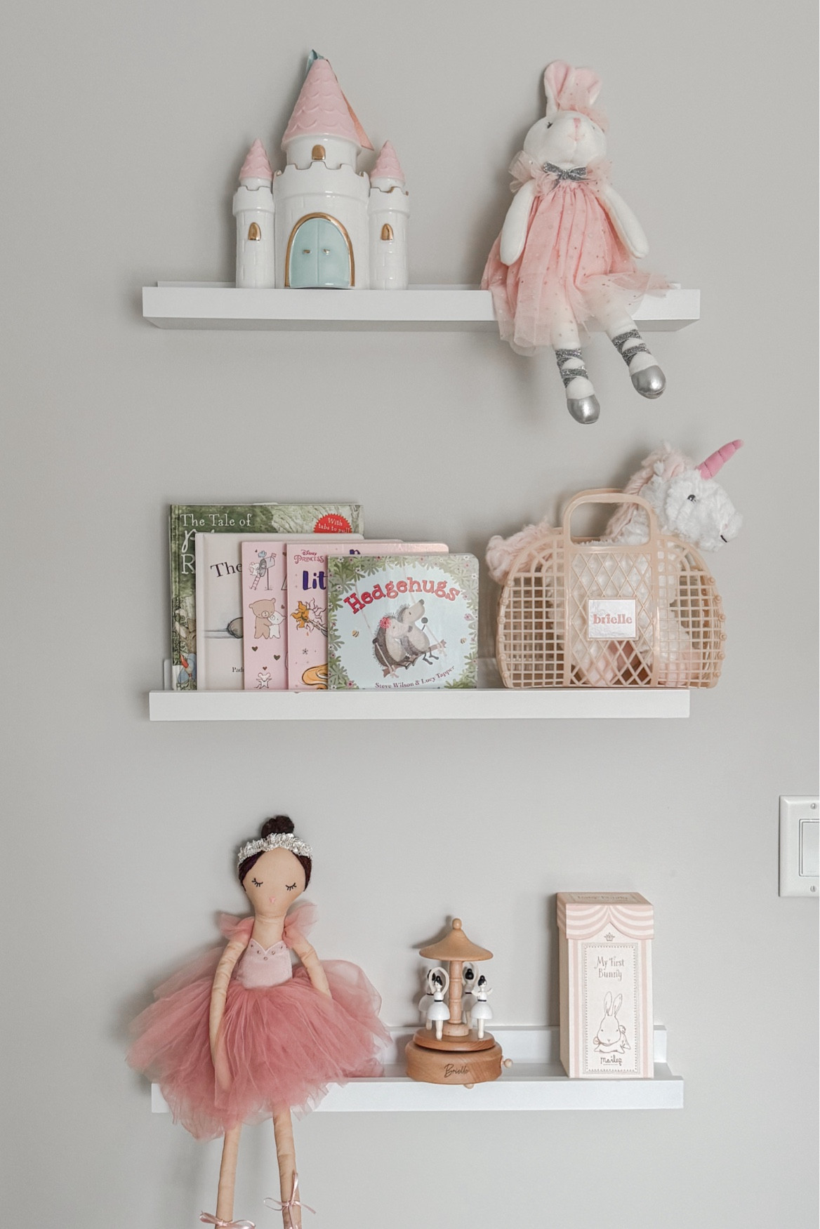 Baby girl details!!!!

Baby girls room // girl accessories // ballerina toys // girl jelly bag // castle piggy bank // baby girl shelf decor // music box // ballerina music box // my first bunny // baby girl books

#LTKbump #LTKkids #LTKbaby