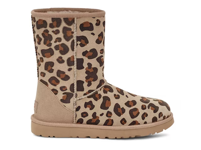 UGG Classic Short Bootie | DSW