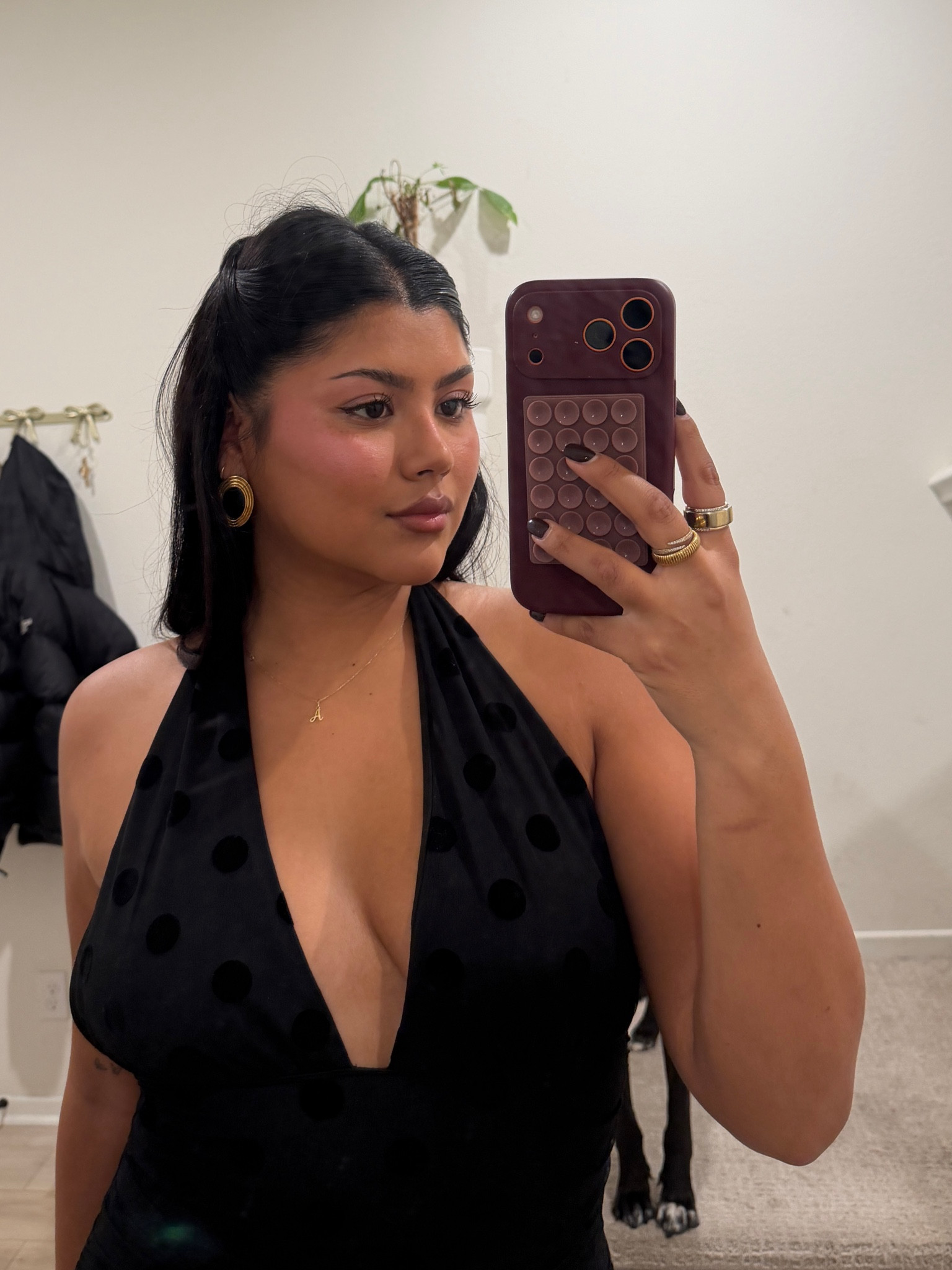 phone case & mag safe octobuddy! 

#LTKvlog #LTKFindsUnder50 #LTKGiftGuide