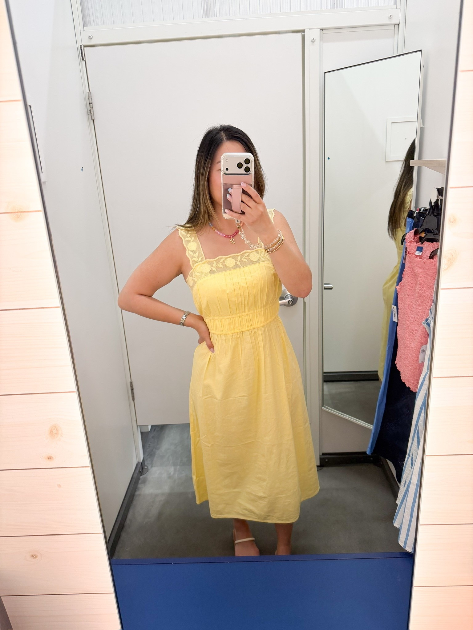 50% off this dress! 

Old navy, summer sale, summer dress, butter yellow, maxi dress, affordable fashion, tcs

#LTKSaleAlert #LTKootd #LTKSeasonal