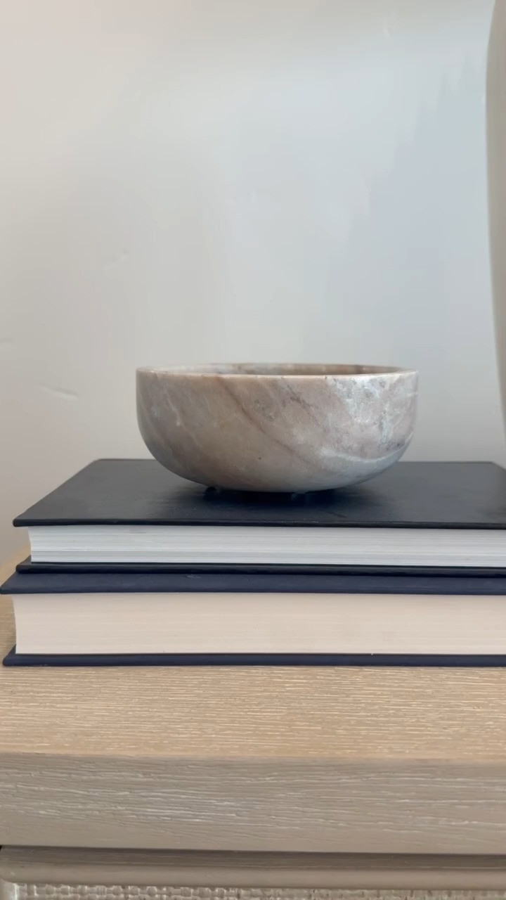 I’m sharing this small marble box I use for everyday storage and styling.

I chose it for the natural stone texture and simple shape. It keeps small items tucked away while adding a quiet, elevated detail to a stack or shelf.

Linked here if you’re looking for a functional piece that also adds warmth and depth.
@Poshmark