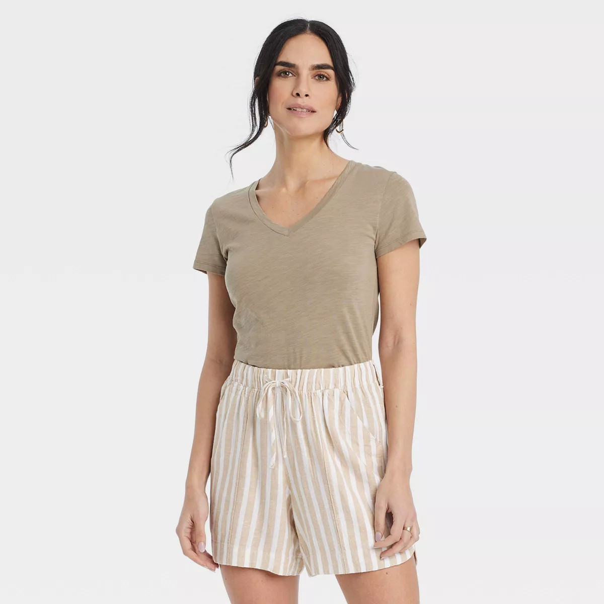 Women's Fitted Short Sleeve V-Neck T-Shirt - Universal Thread™ | Target