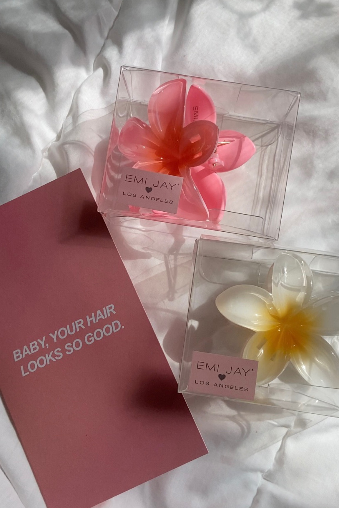 The cutest hair clips for summer 🌺
