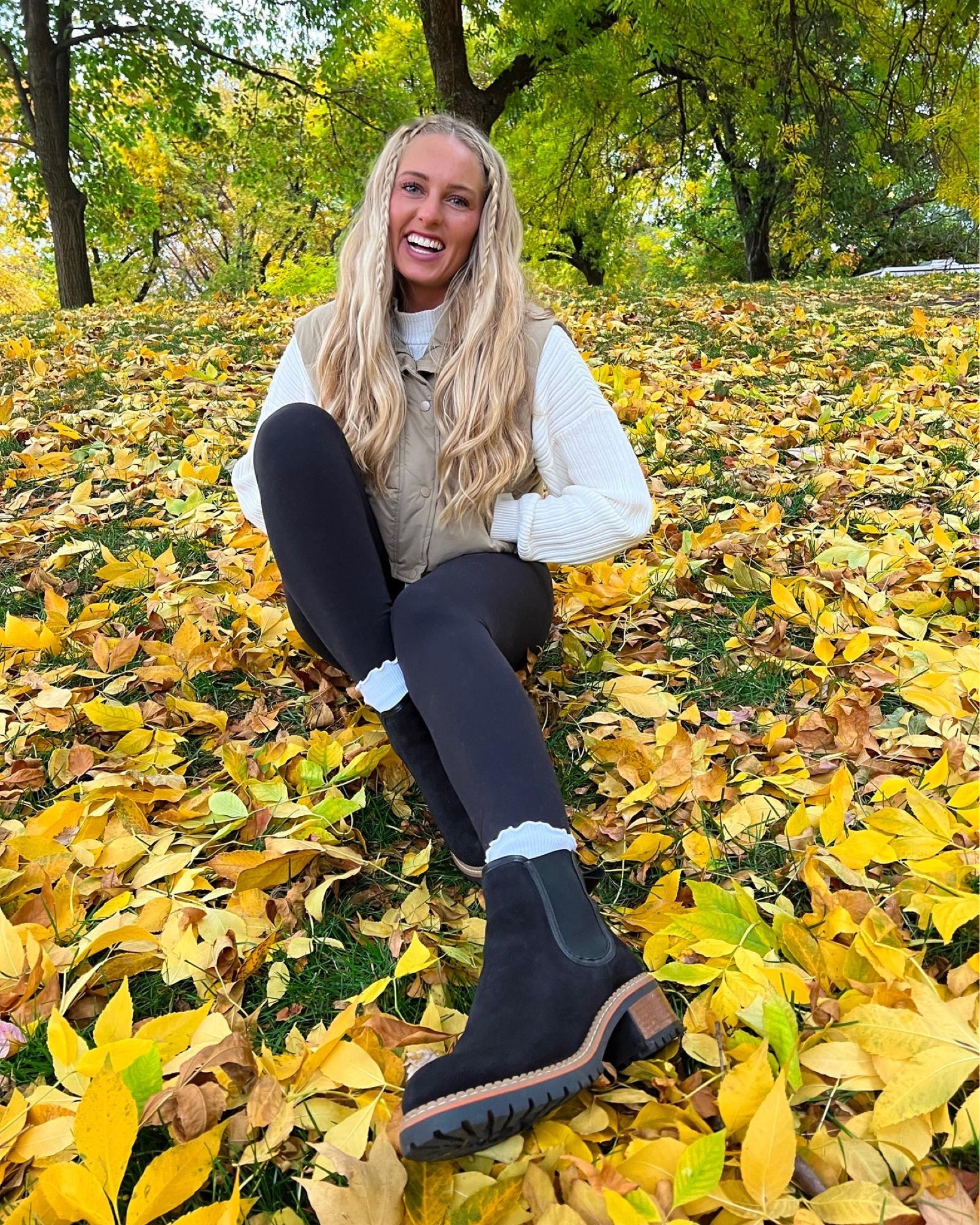 Fall casual outfit! 

#LTKSeasonal #LTKstyletip #LTKHoliday