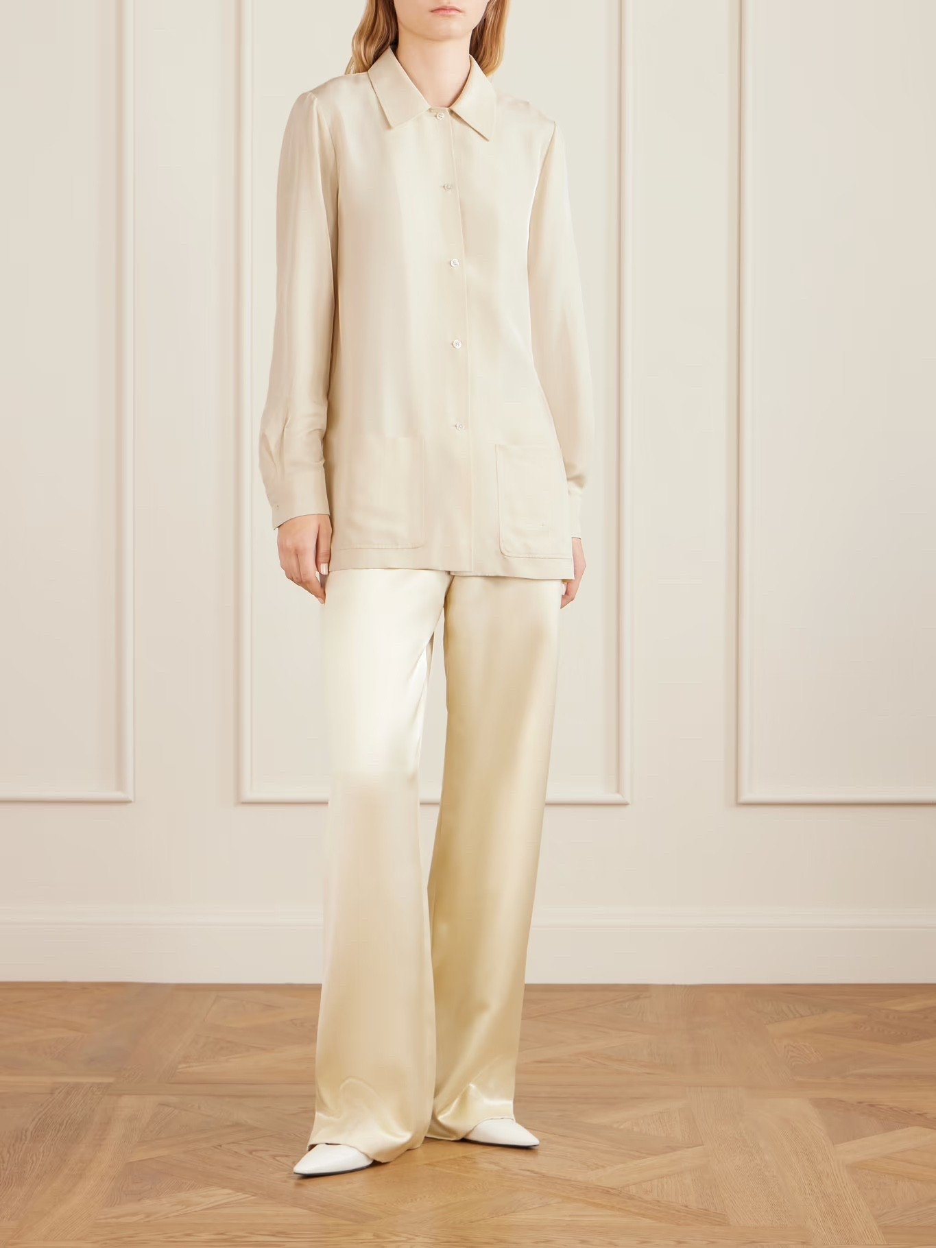 This beautifully cut Lucetta top by The Row is summer’s go-to for Sunday brunch.

#LTKootd #LTKOver40 #LTKSeasonal