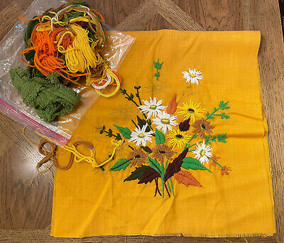 Vintage LeeWards Daisy Spray CREWEL PILLOW Embroidery KIT *Almost Finished* | eBay US