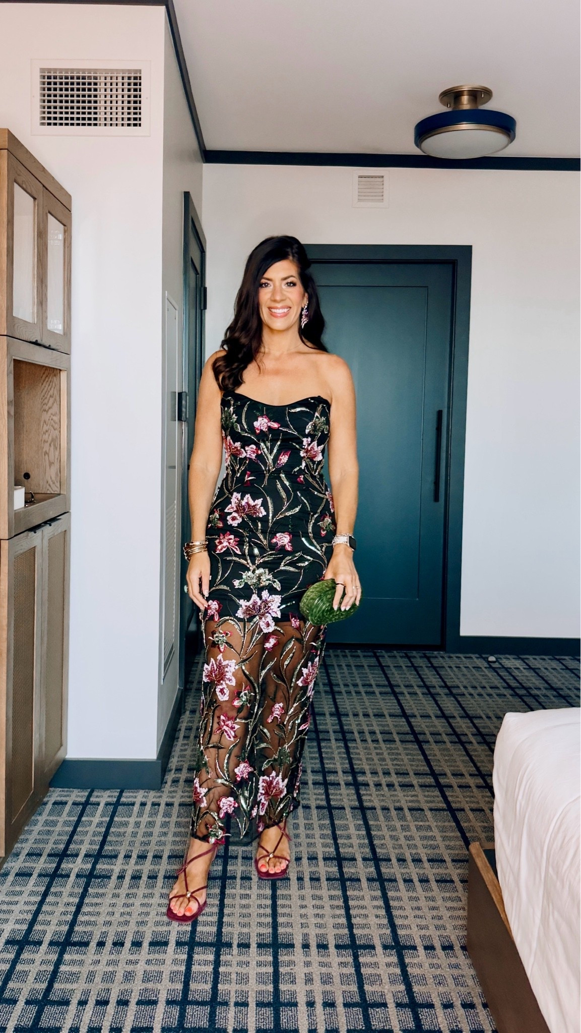 What I wore to the finale cocktail party
In an 8 strapless sheet sequin dress- added similar

#LTKCon #LTKMidsize #LTKWedding
