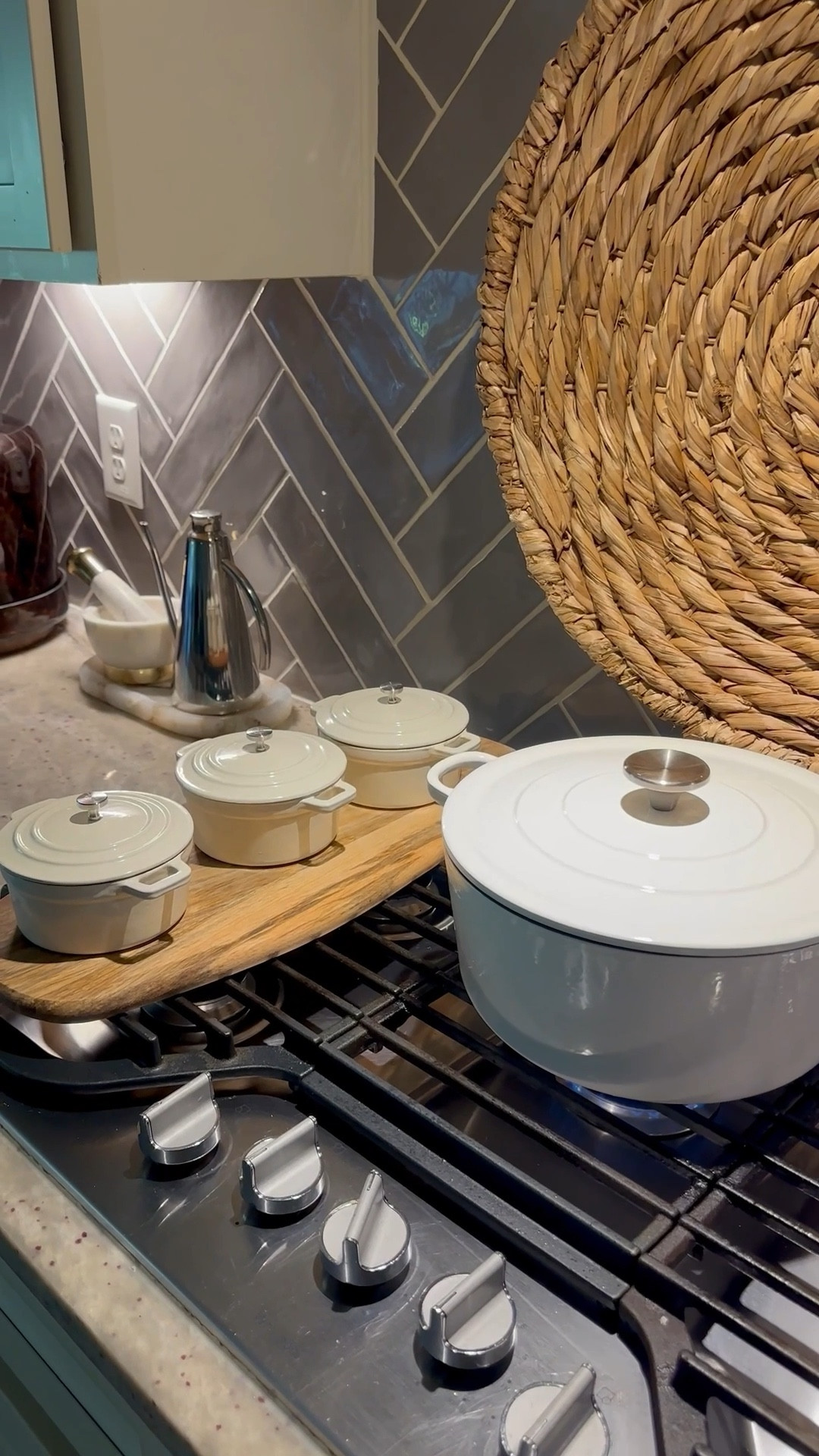 Soup and chili season…means it’s time to pull out the dutch ovens ✨

Dutch oven, ceramic coated pots, mini dutch oven, kitchen tools, pots, white pots, chef’s tools

#LTKHome